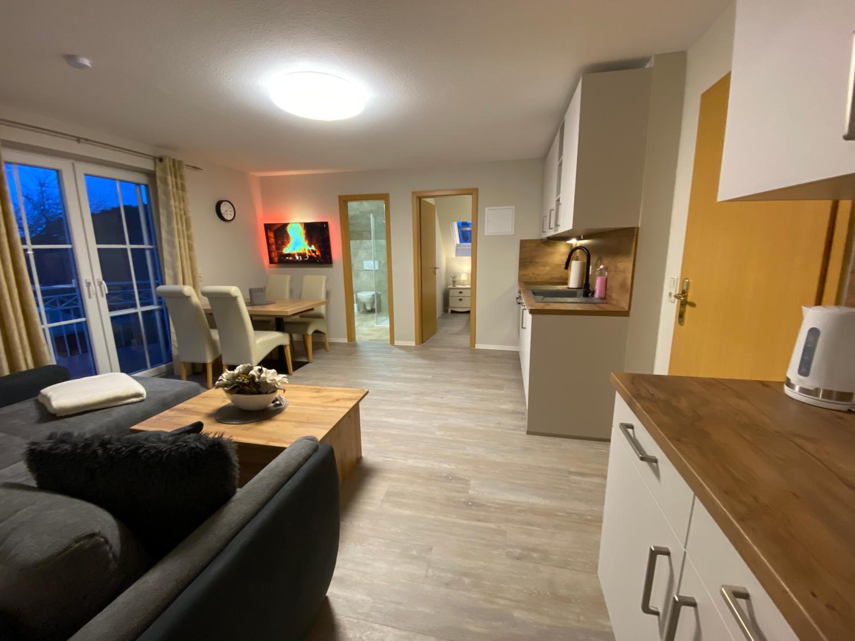 Three-Room Apartment with two Bedrooms and Balcony photo 1