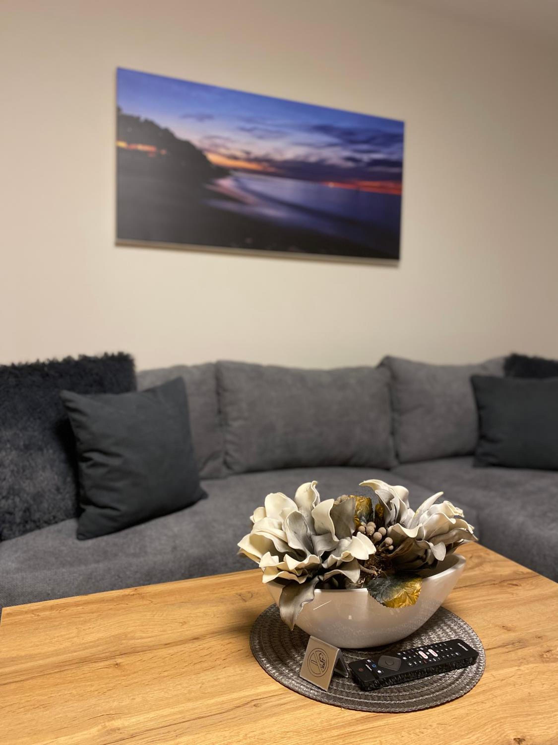 Three-Room Apartment with two Bedrooms and Balcony photo 2