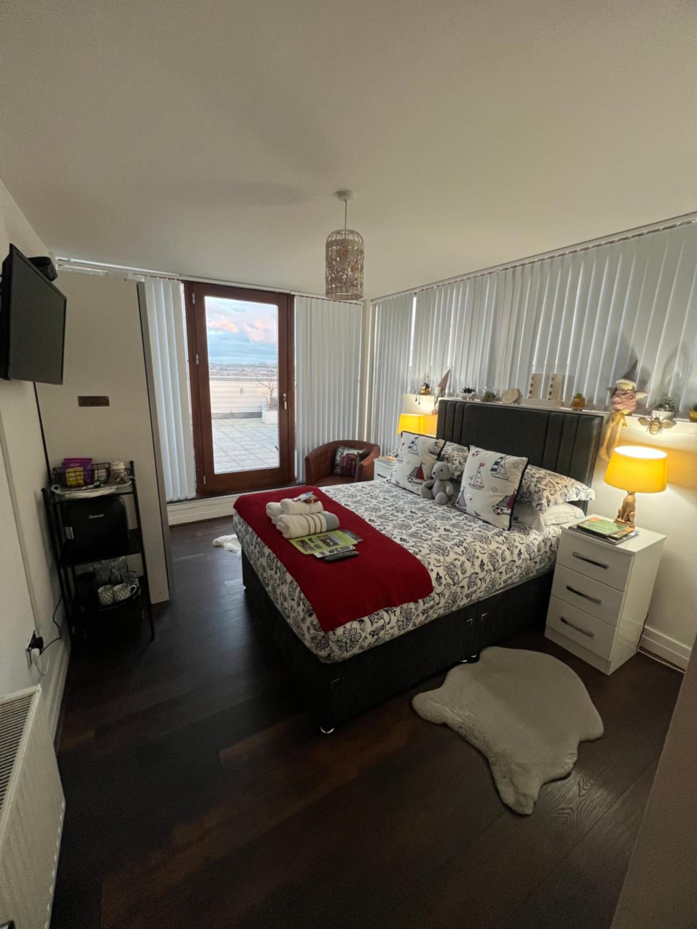 Deluxe Double Room with Balcony photo 2