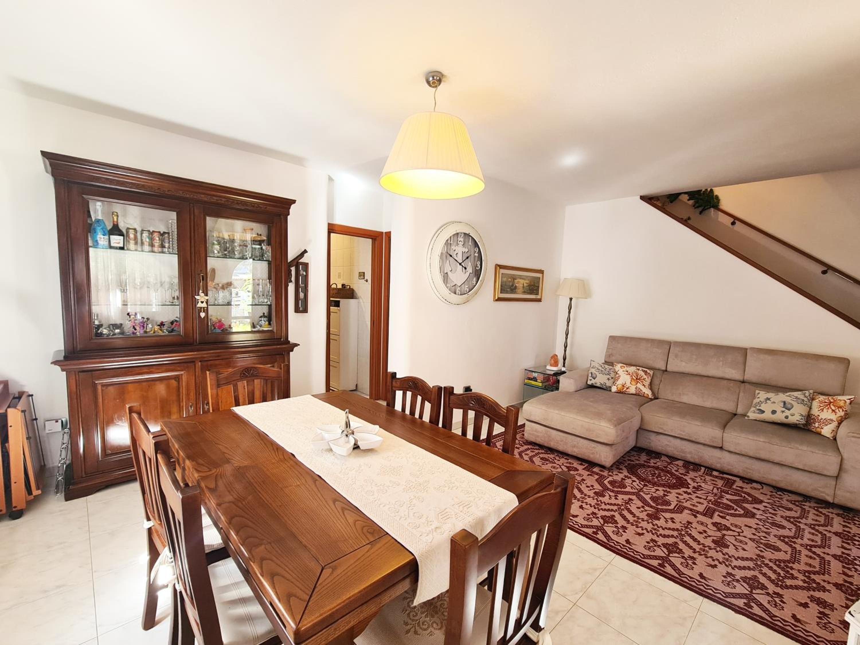Three-Bedroom House photo 3