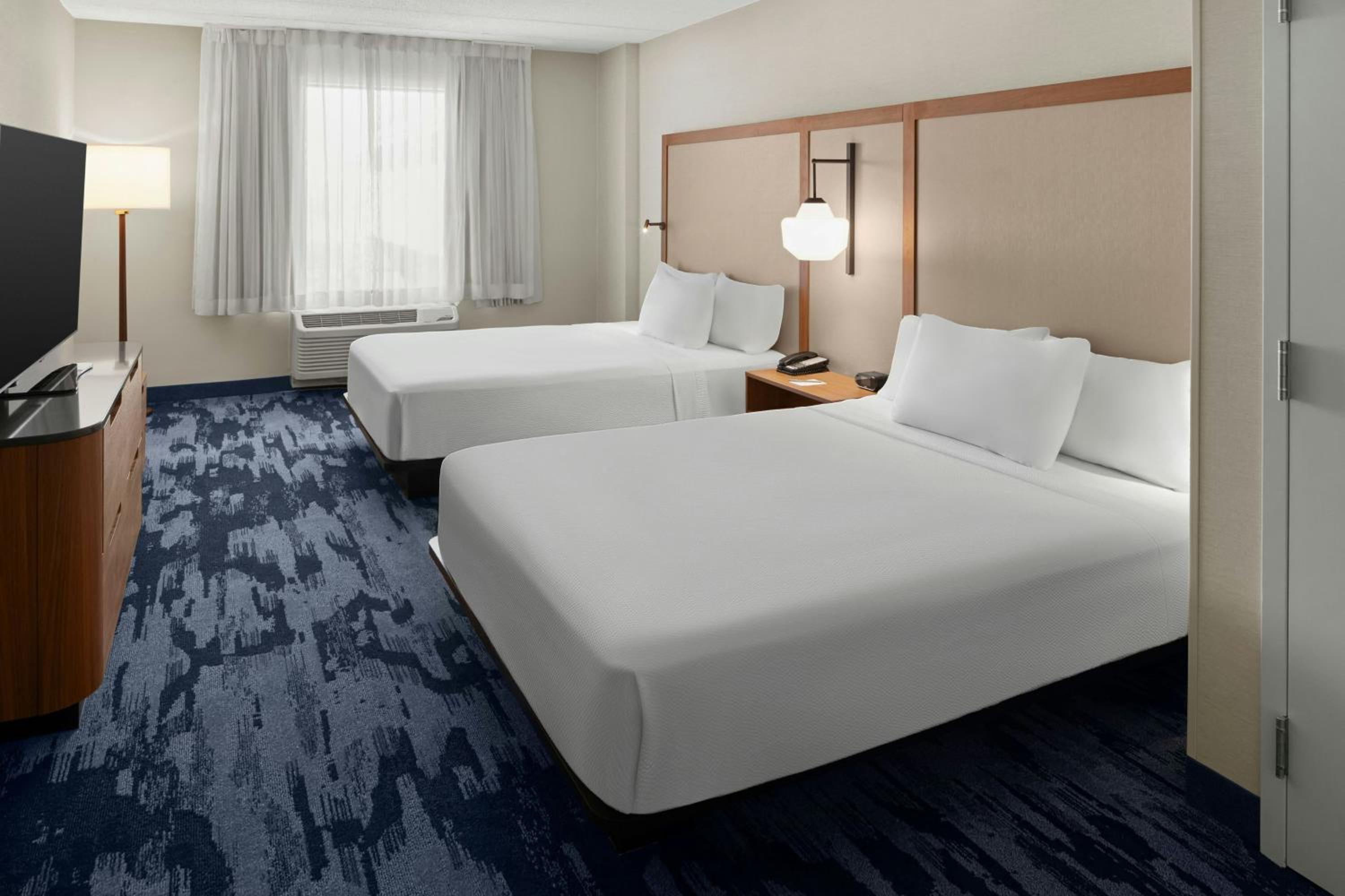 Queen Room with Two Queen Beds and Sofa Bed