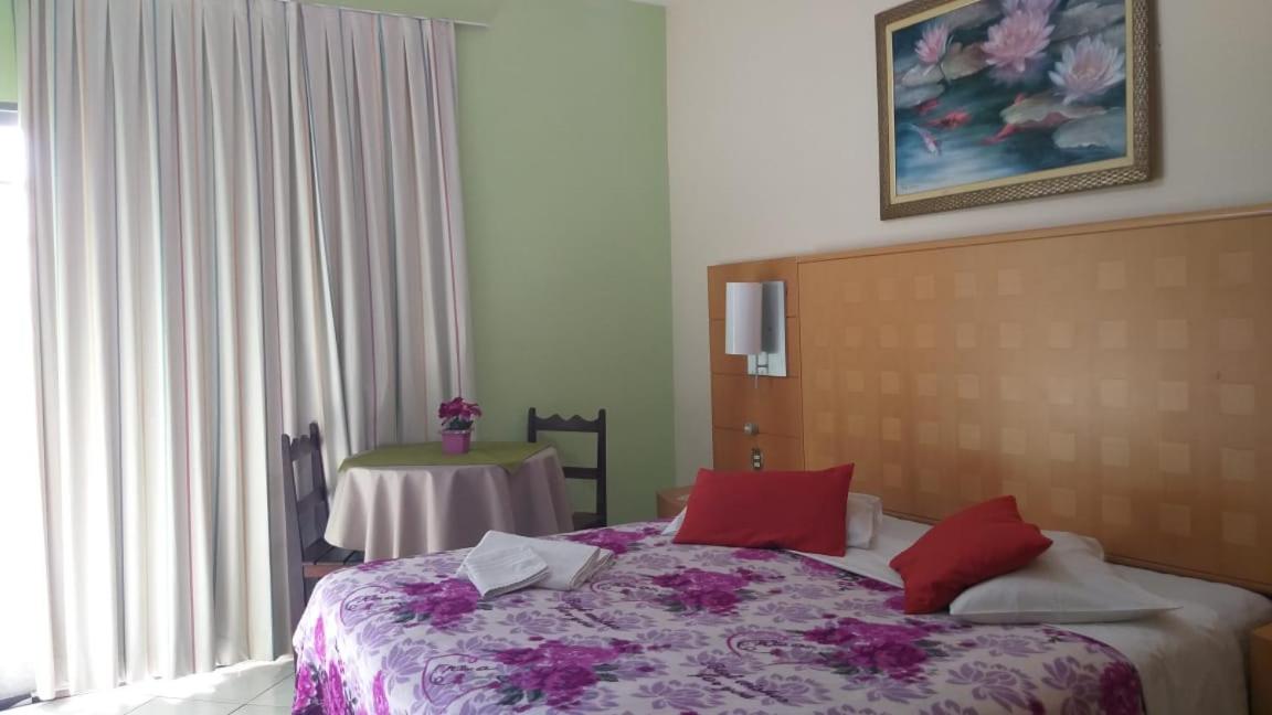 Standard Double or Twin Room photo 2