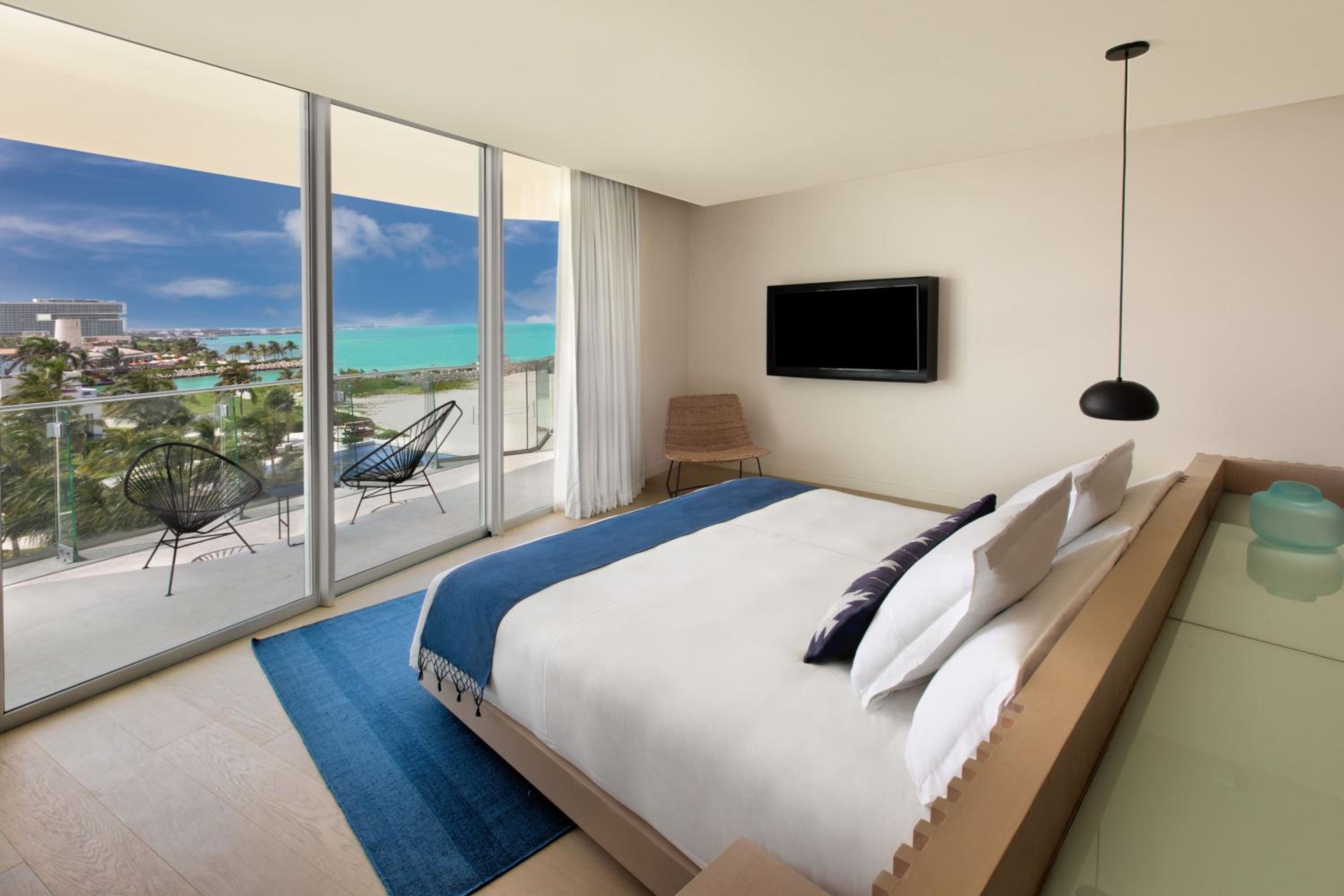 Superior King Room with Ocean View