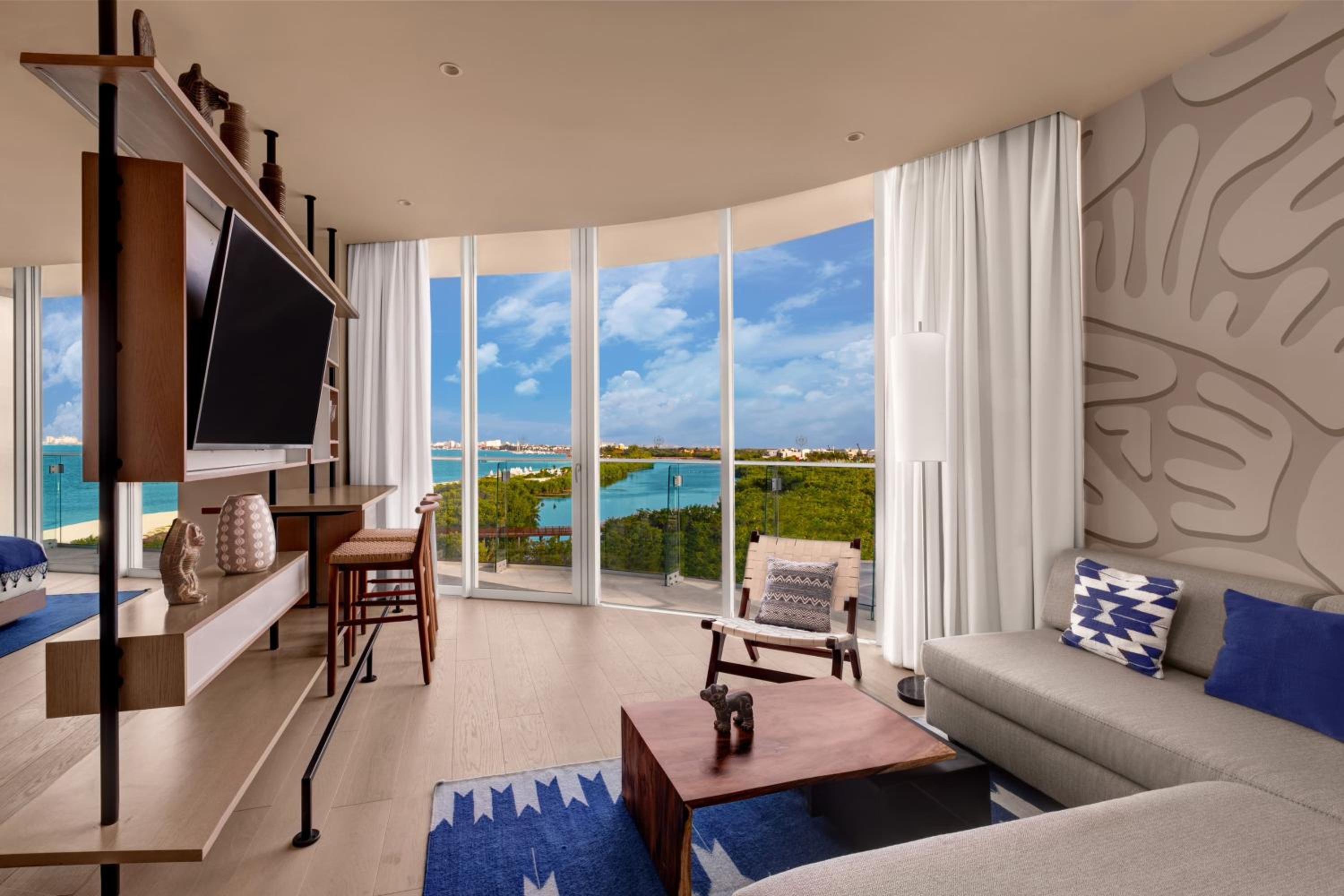 Superior King Room with Ocean View