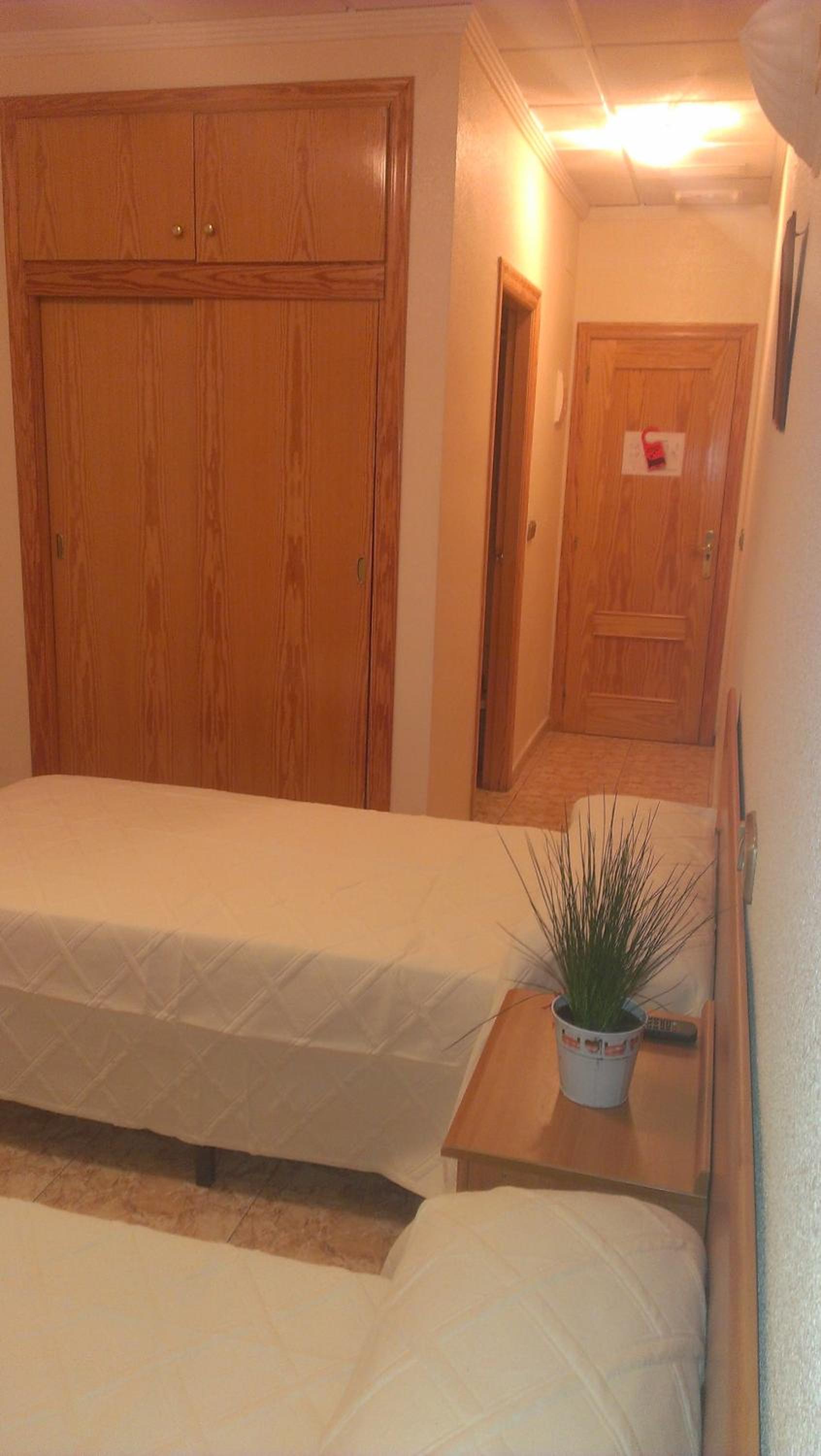 Single Room photo 2