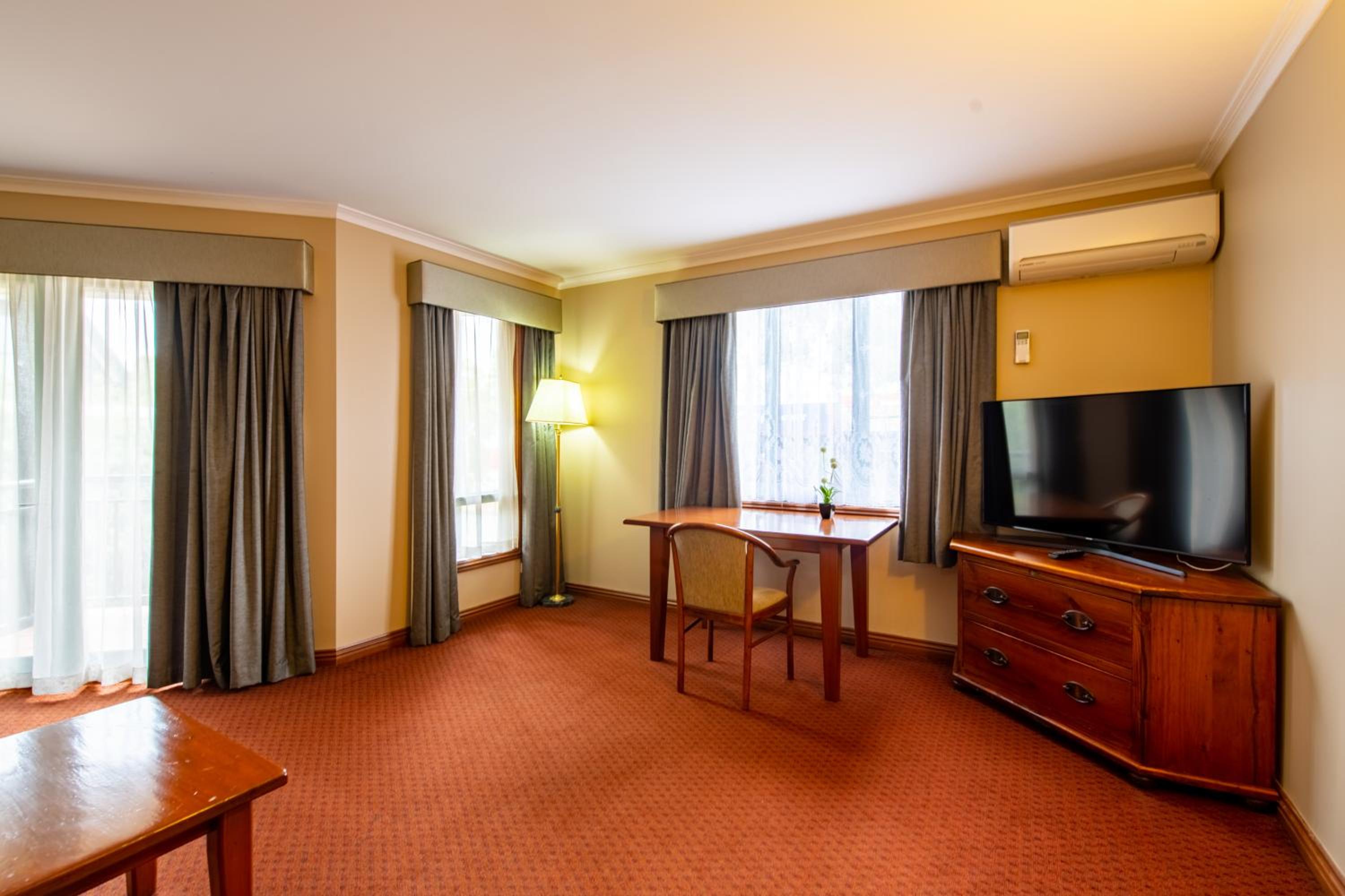 Executive King Suite