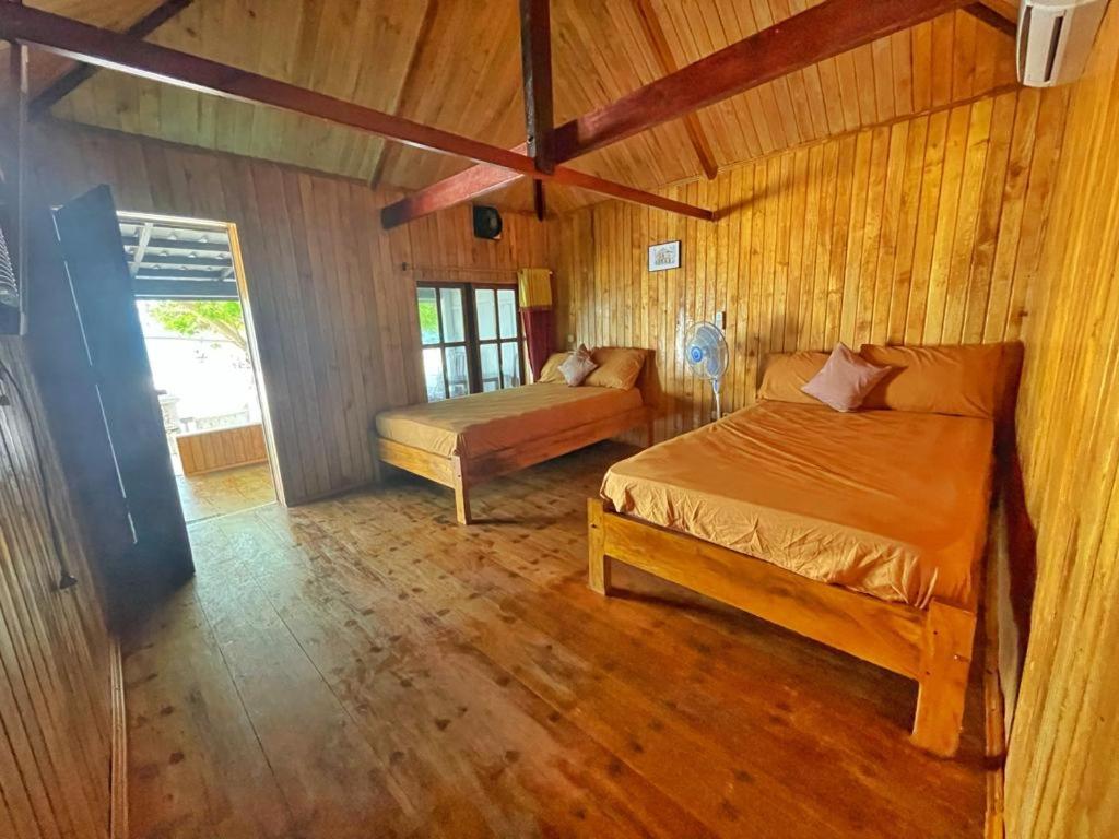 Quadruple Room with Sea View