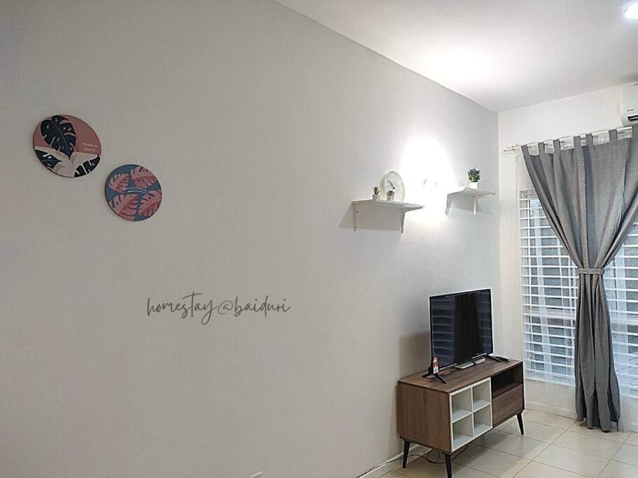 Three-Bedroom Apartment photo 1