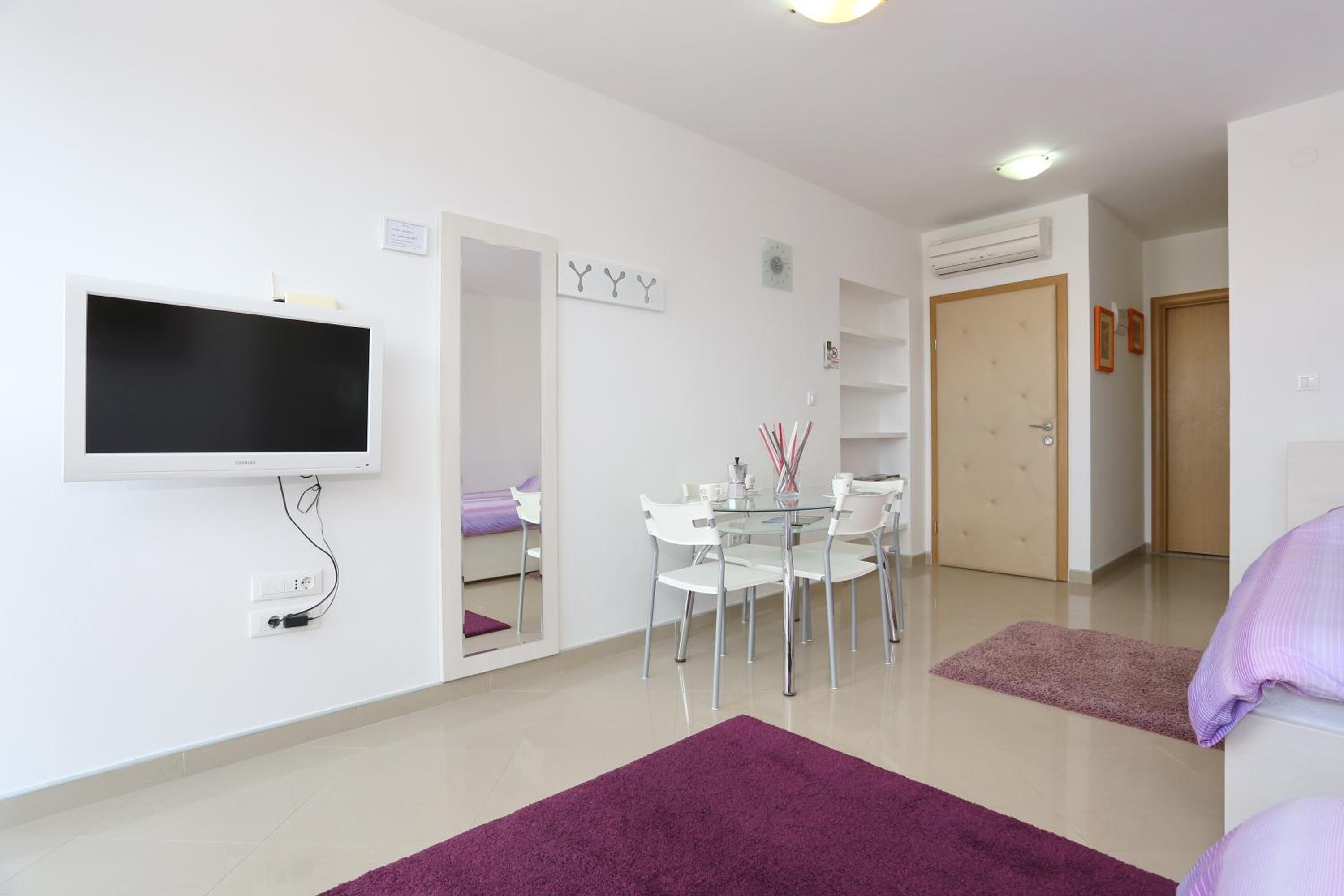 Studio Apartment with Sea View - Photo 19