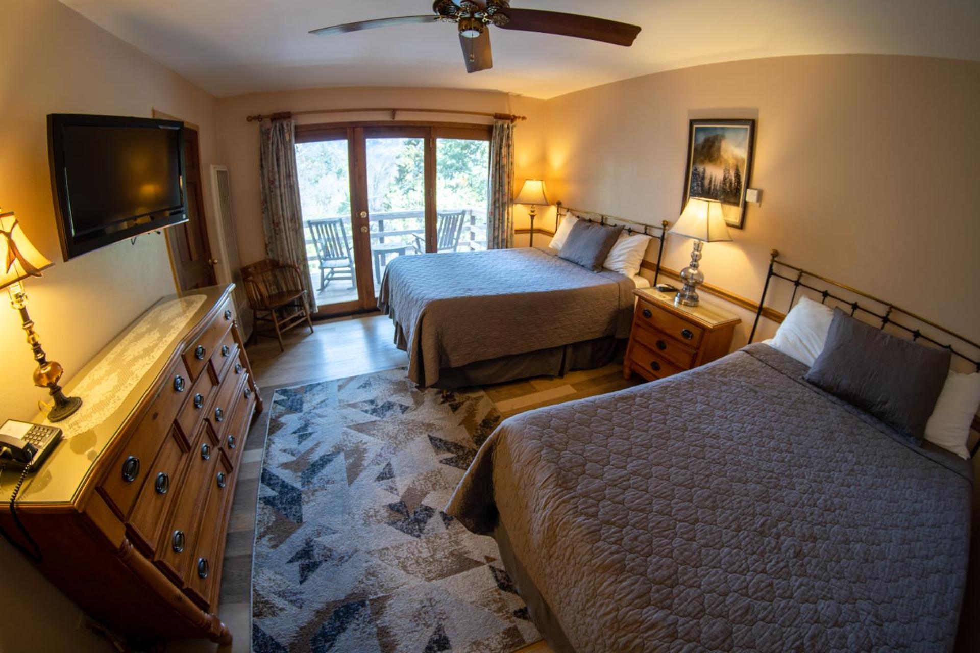 Double or Twin Room - Photo 1