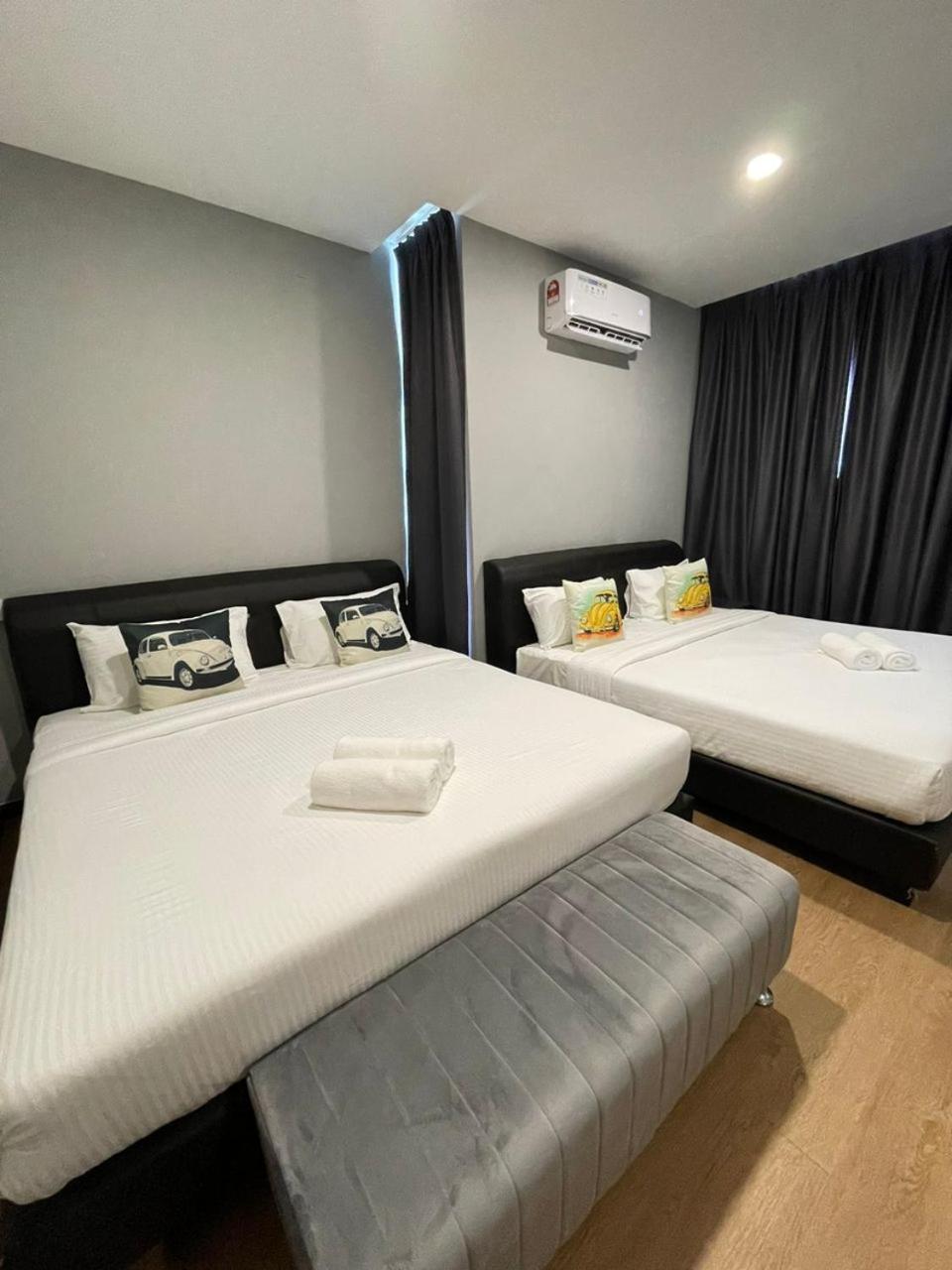 Deluxe Family Room - Photo 3