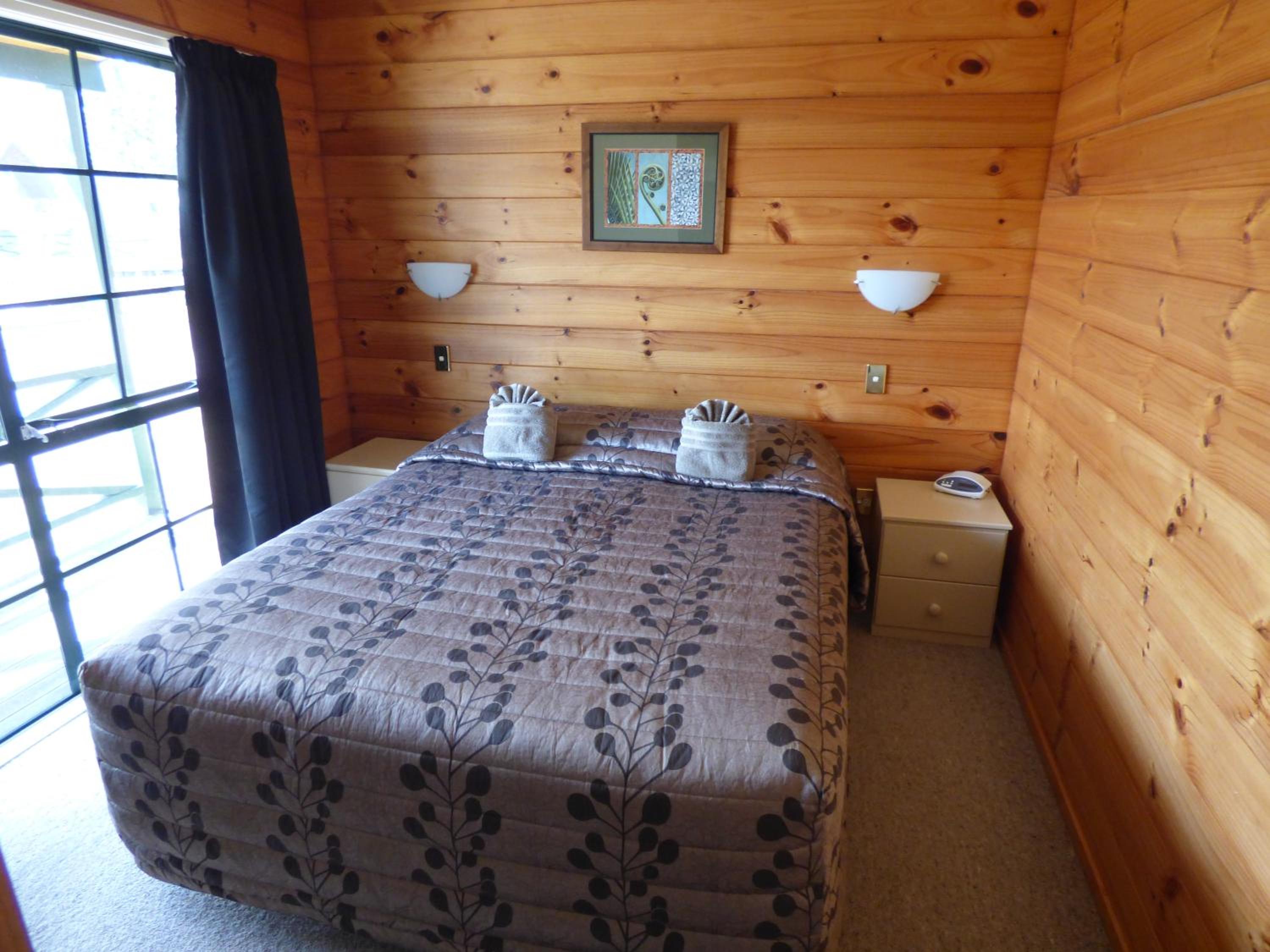 Two-Bedroom Suite - Photo 4