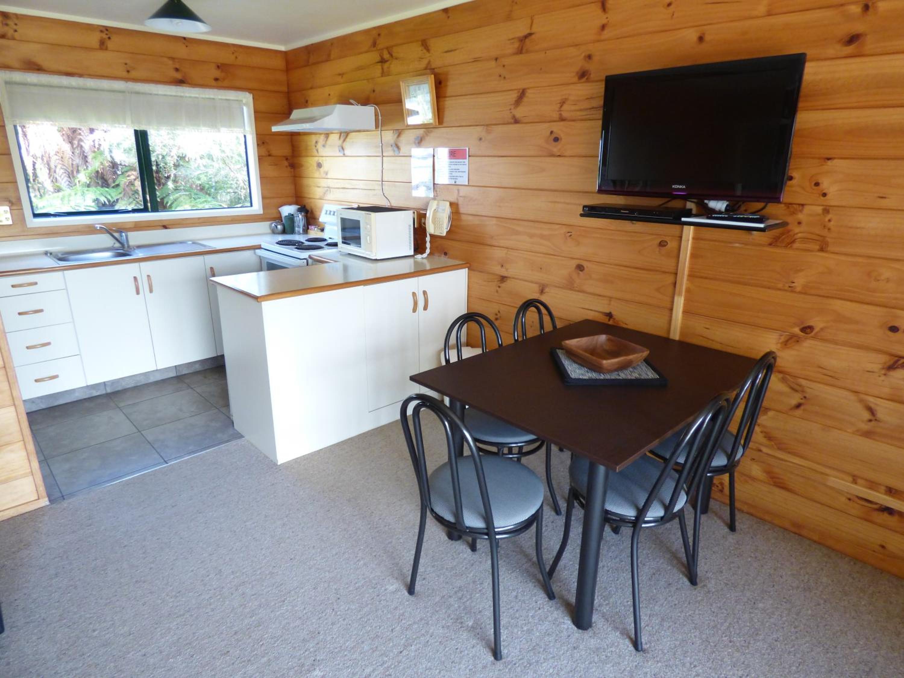 Two-Bedroom Suite - Photo 2
