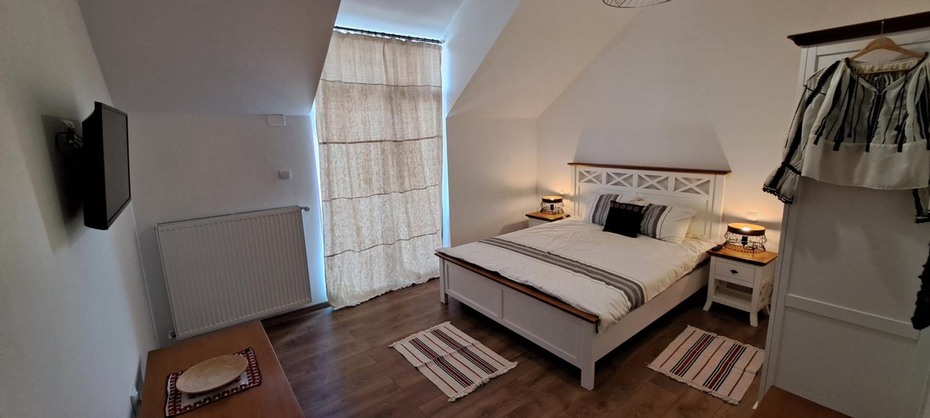 Double Room with Private Bathroom photo 3