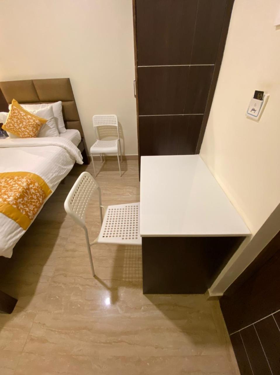 Standard Double Room - Photo 7
