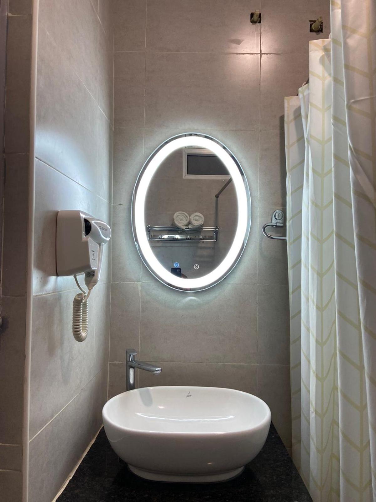Standard Double Room - Photo 4