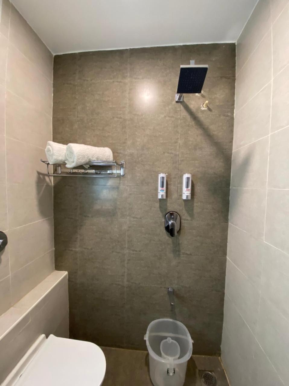 Standard Double Room - Photo 2