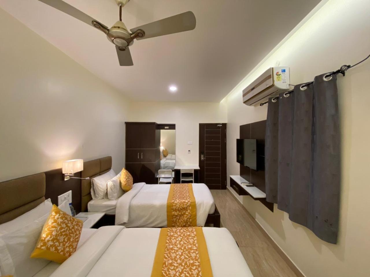 Executive Triple Room - Photo 11