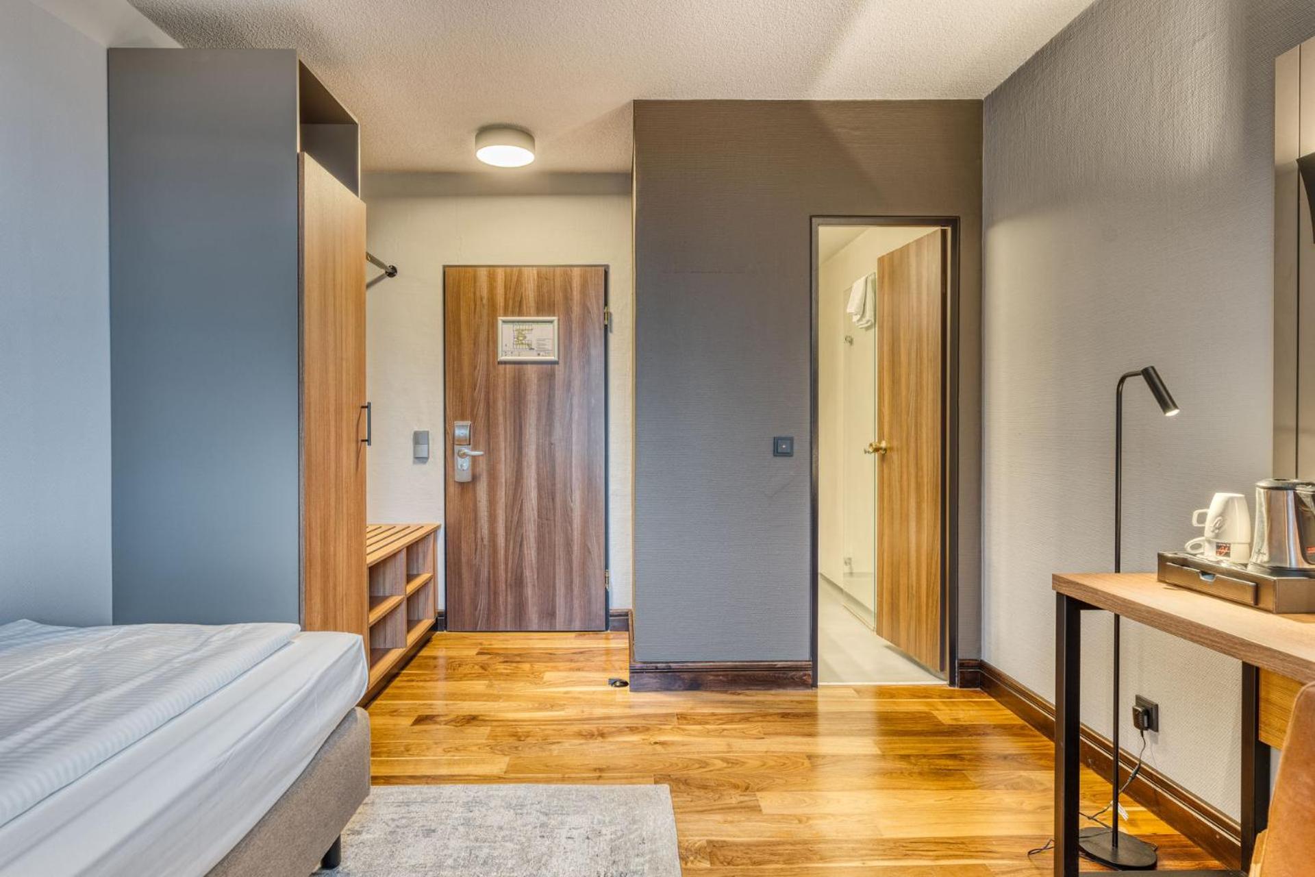 Single Room photo 2