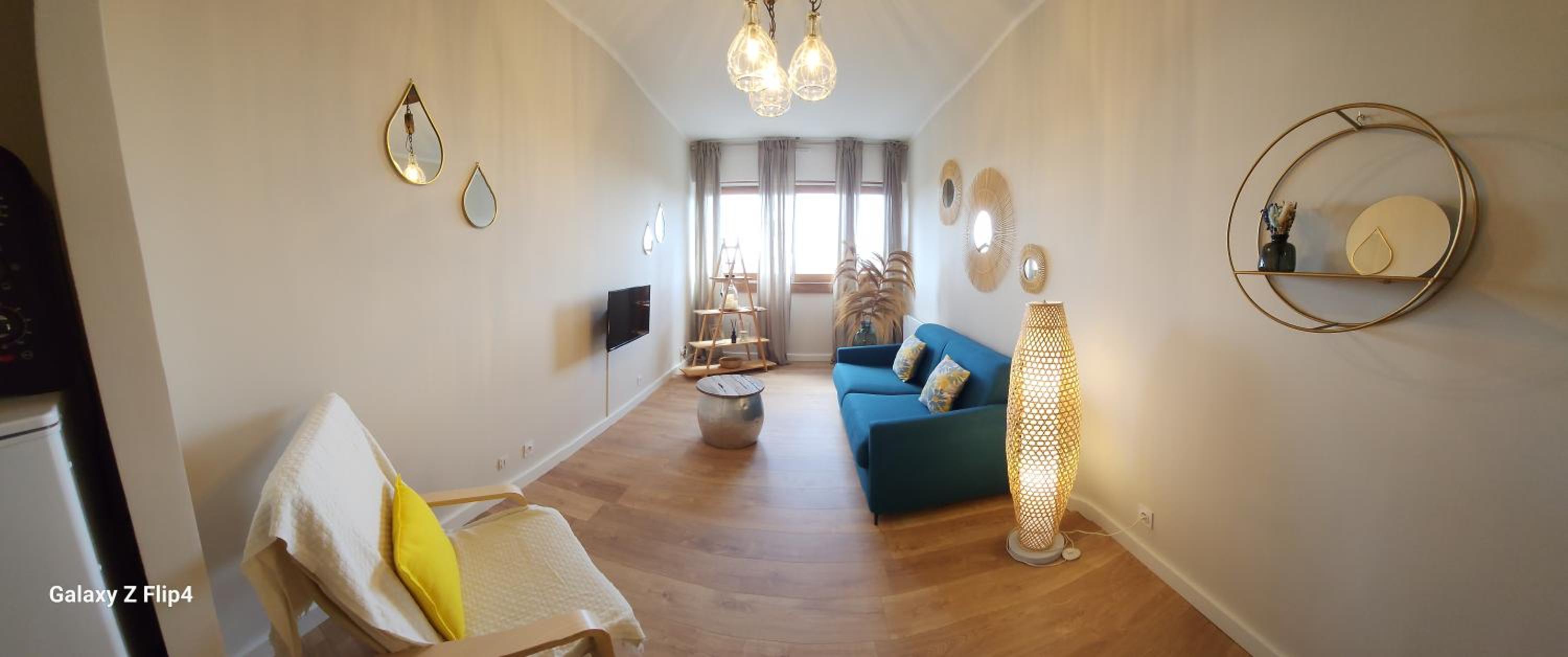 One-Bedroom Apartment photo 1