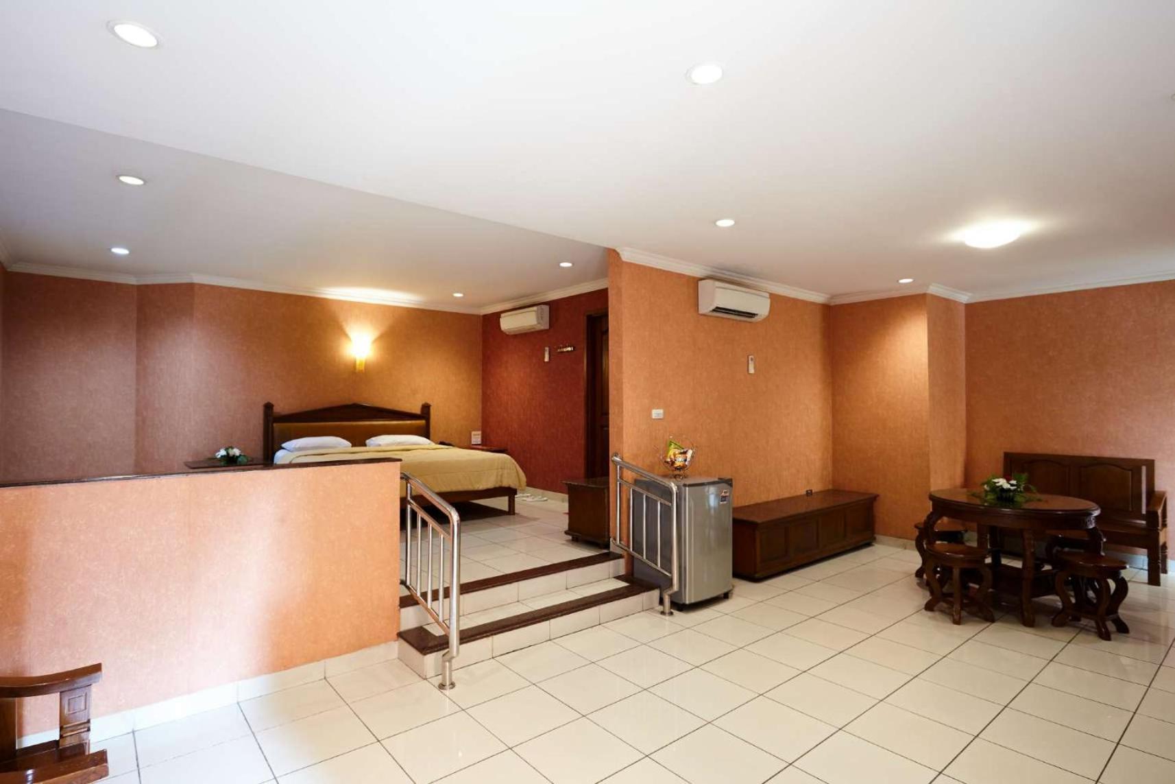 Suite with City View - Photo 1