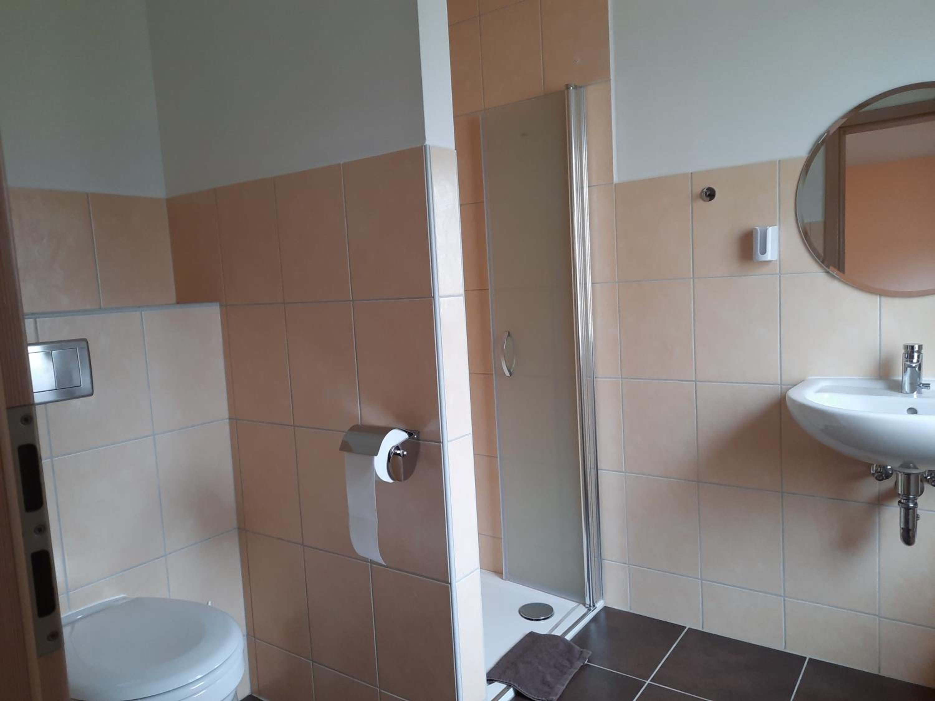Standard Twin Room photo 2