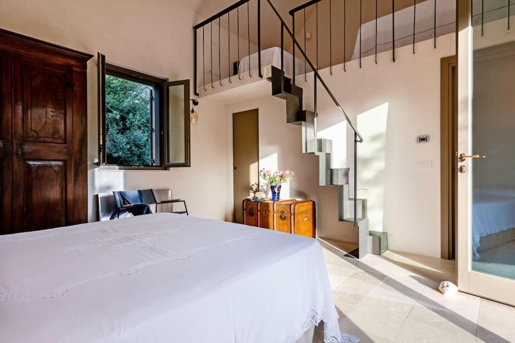 Villa photo 2