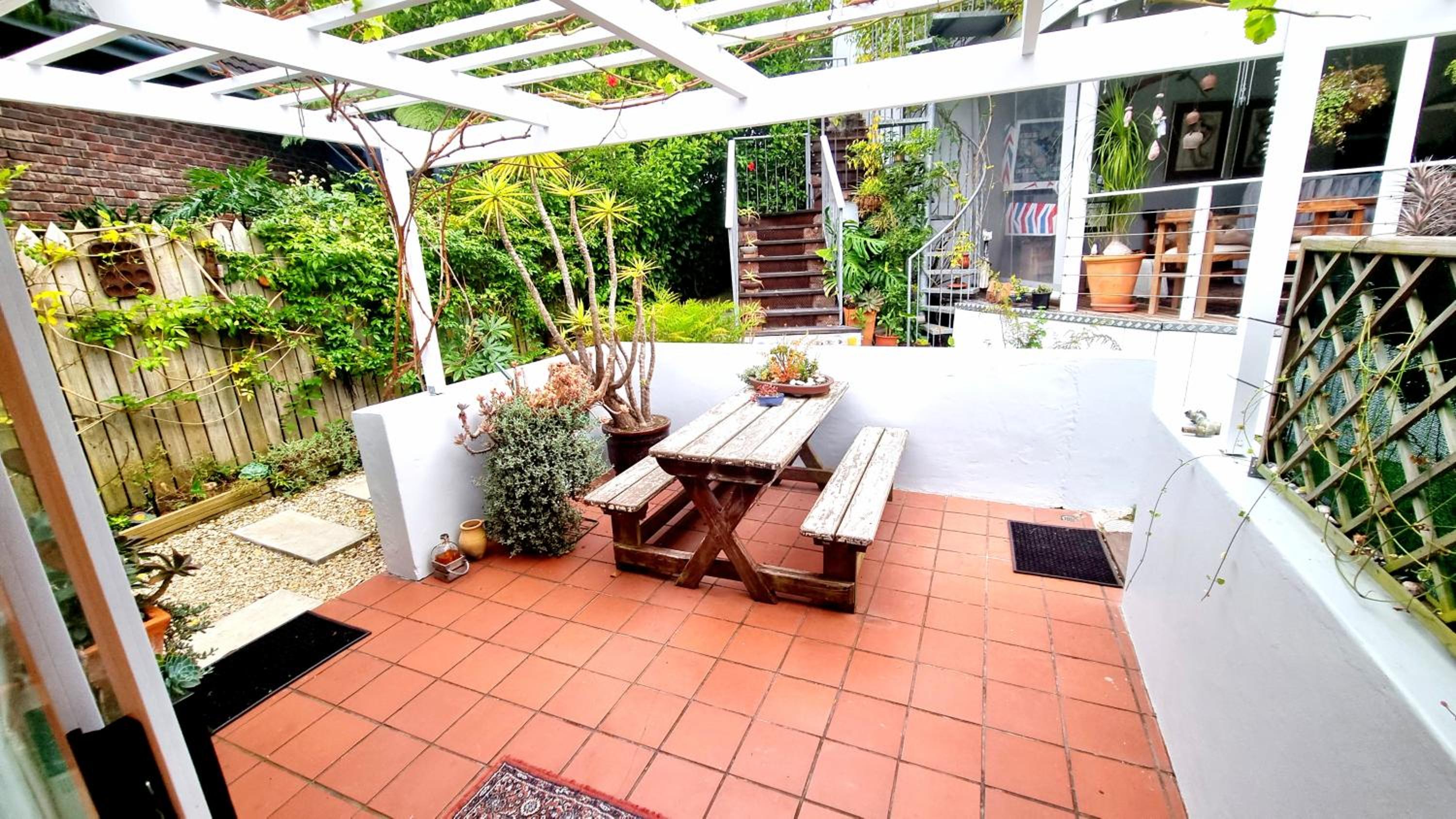 Apartment with Garden View photo 3