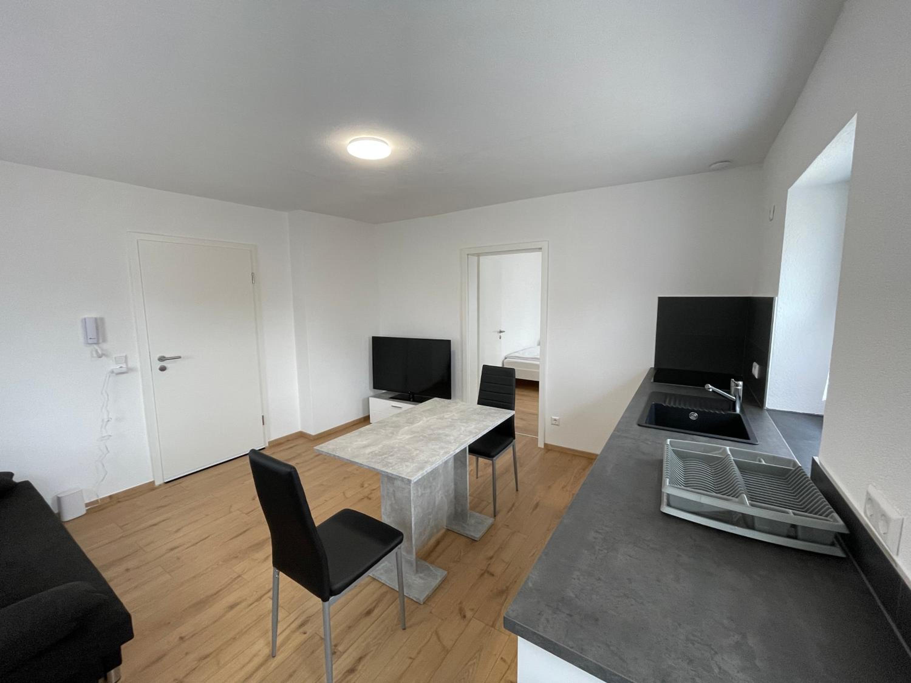 One-Bedroom Apartment photo 1