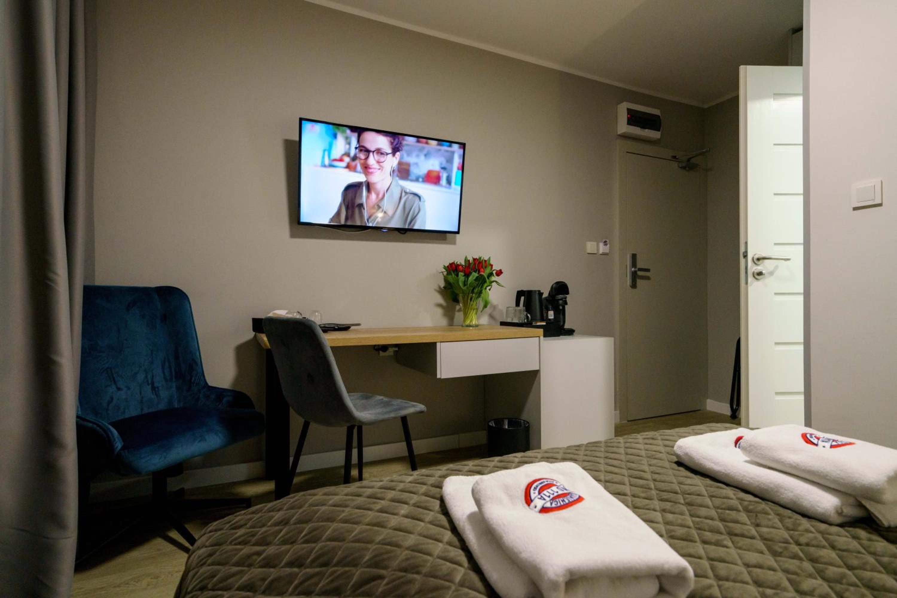 Standard Double Room - Photo 1