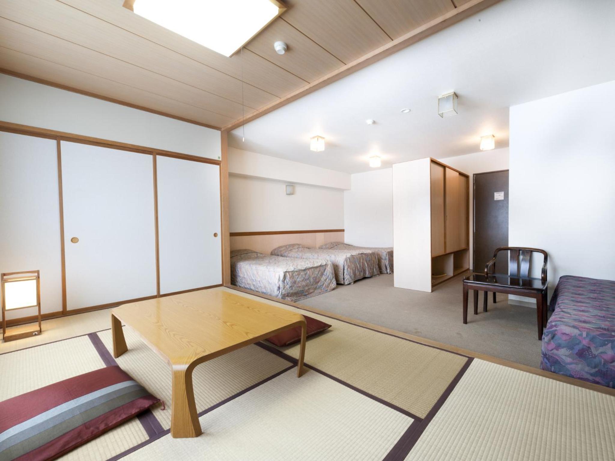 Room with Tatami Area photo 2