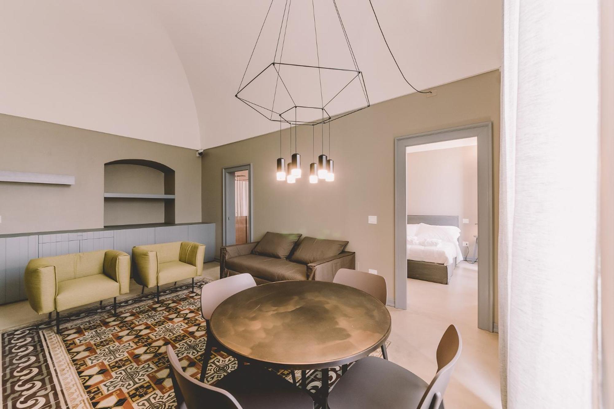 One-Bedroom House photo 1