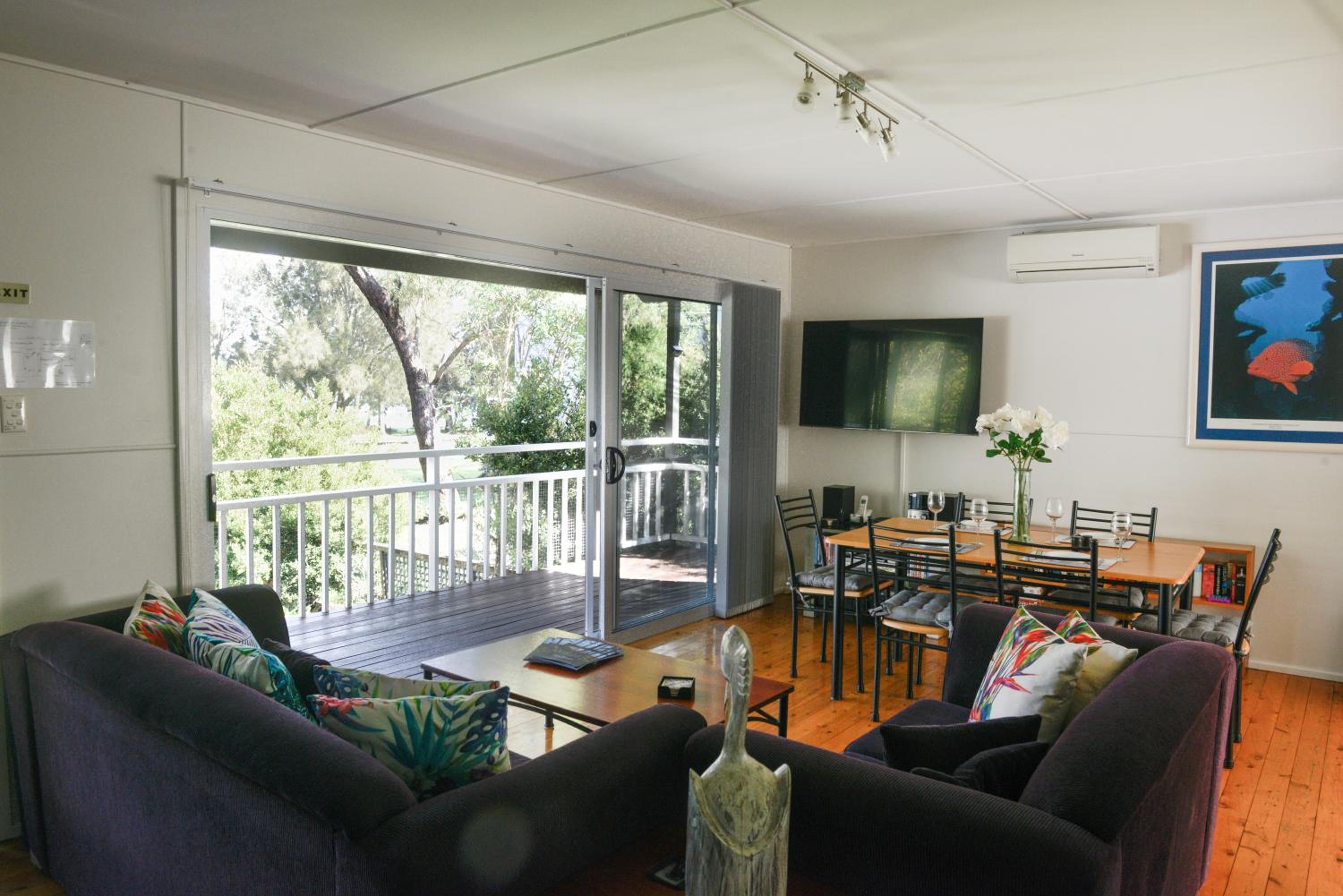 Four-Bedroom House photo 1