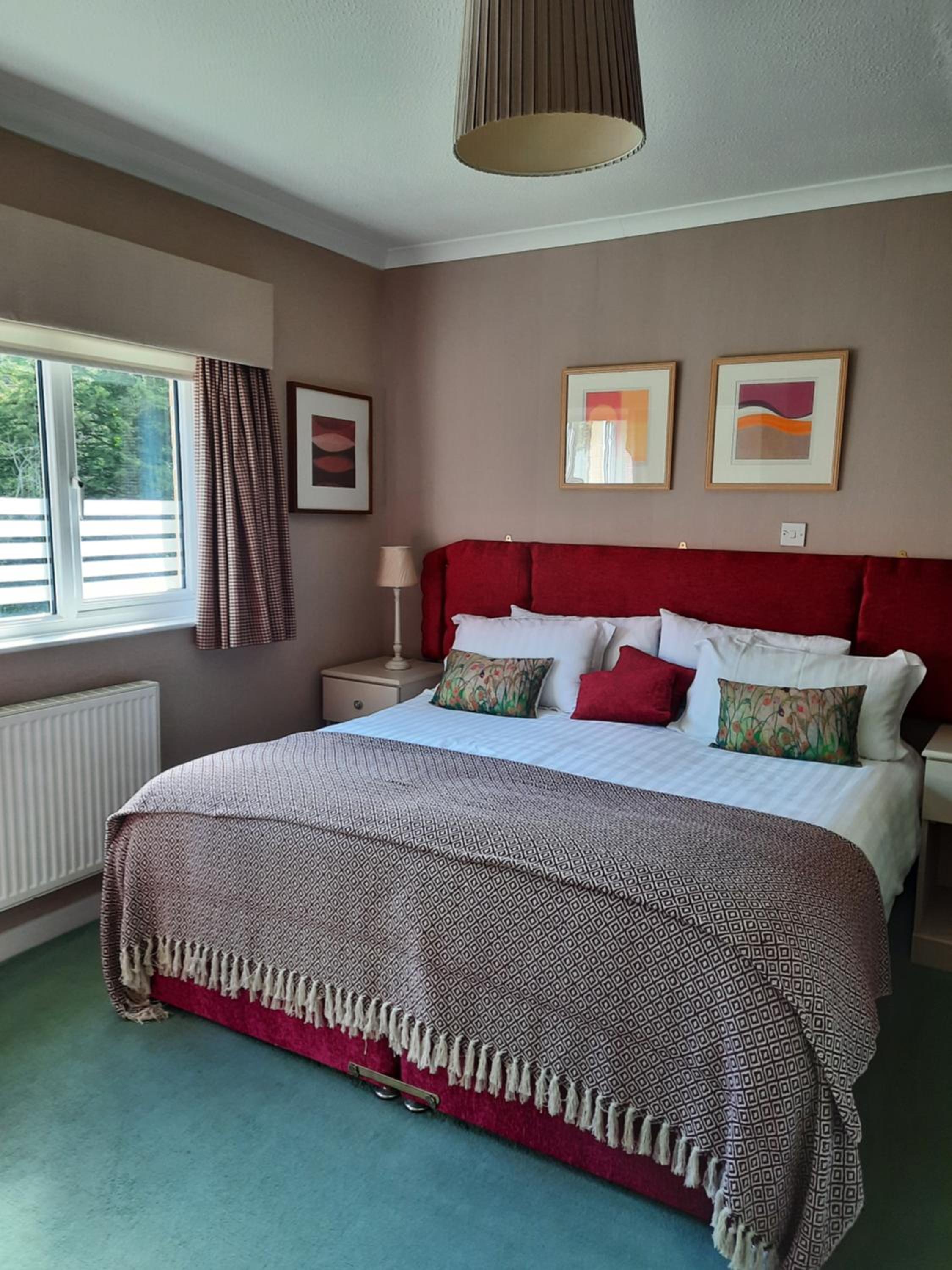 Standard Double or Twin Room photo 2