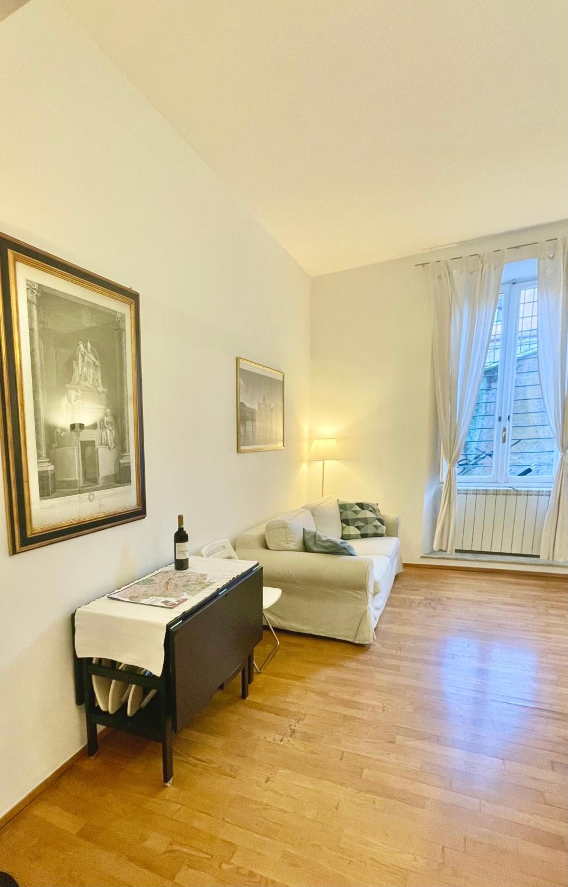 One-Bedroom Apartment