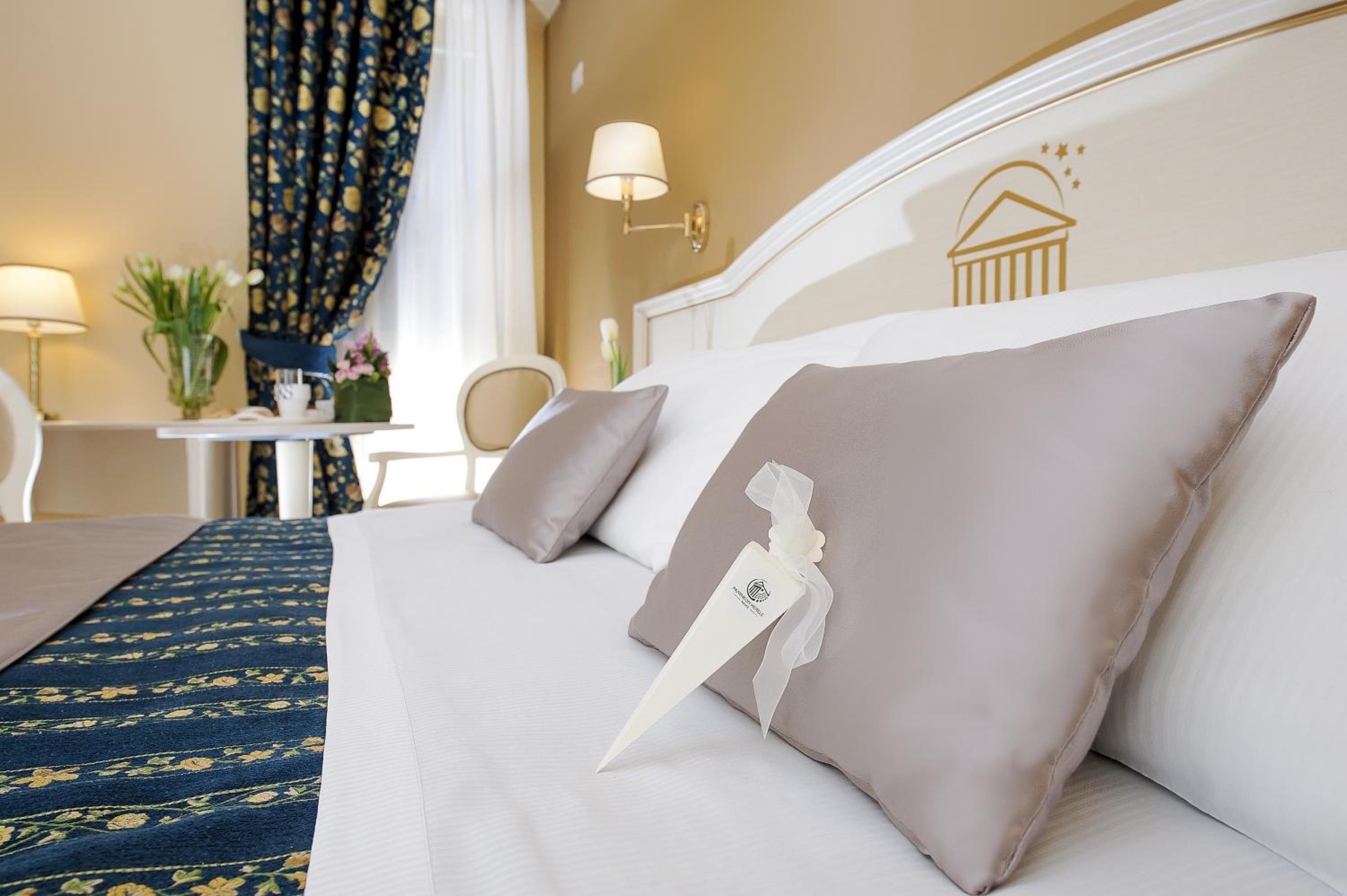 Standard Double or Twin Room photo 3