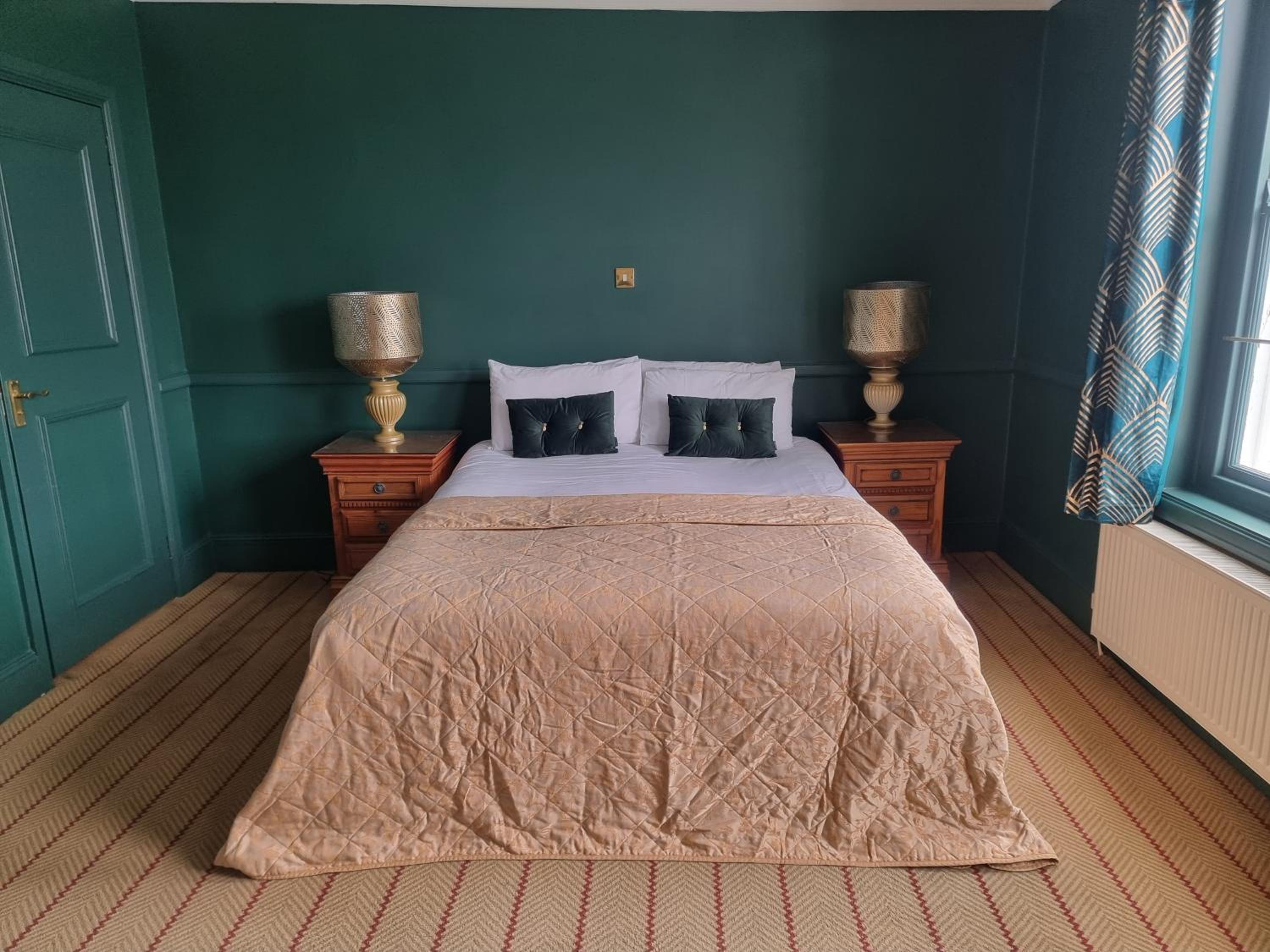 Deluxe Double Room with Sea View photo 2