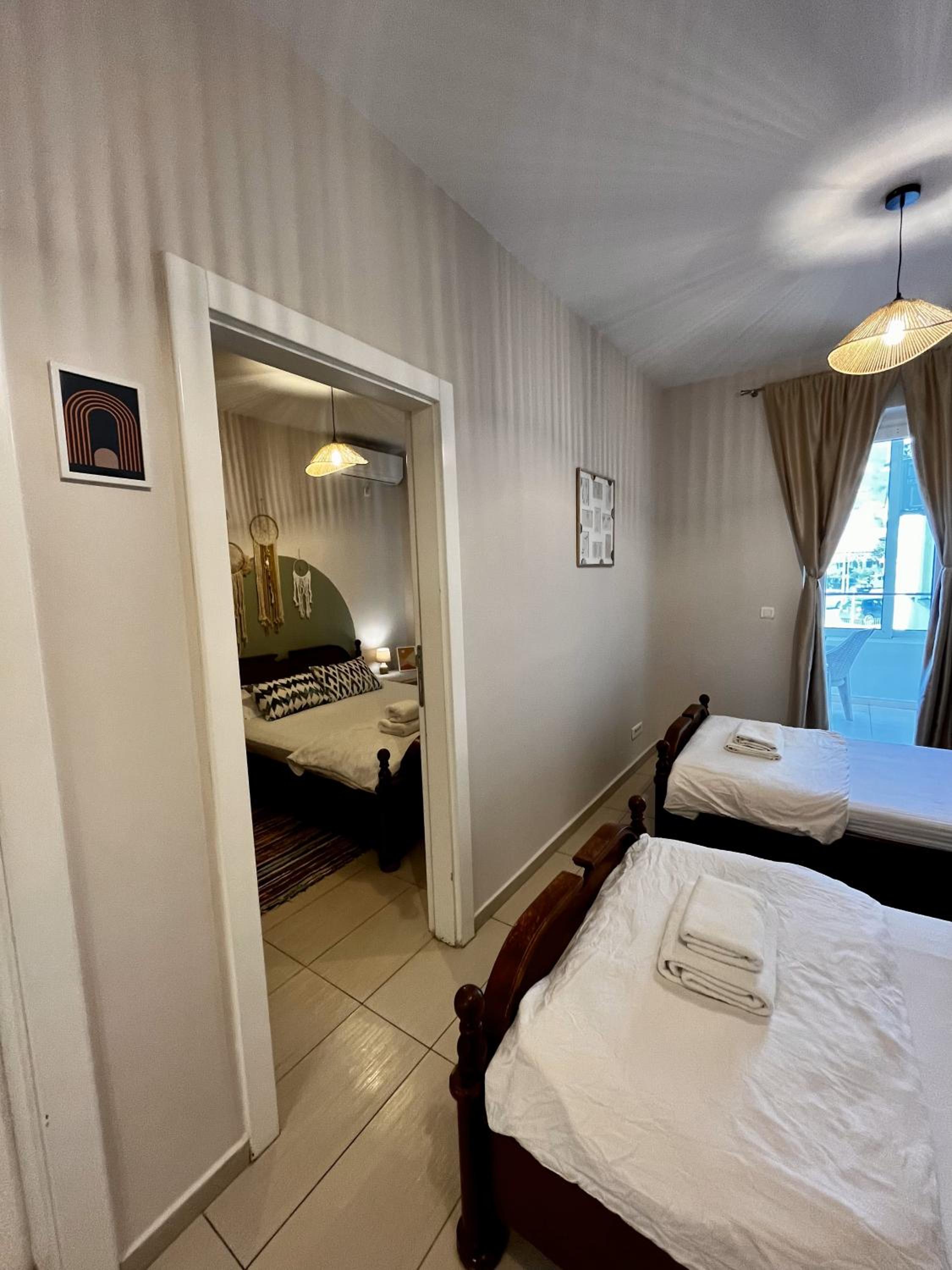 Two-Bedroom Apartment with Balcony - Photo 8