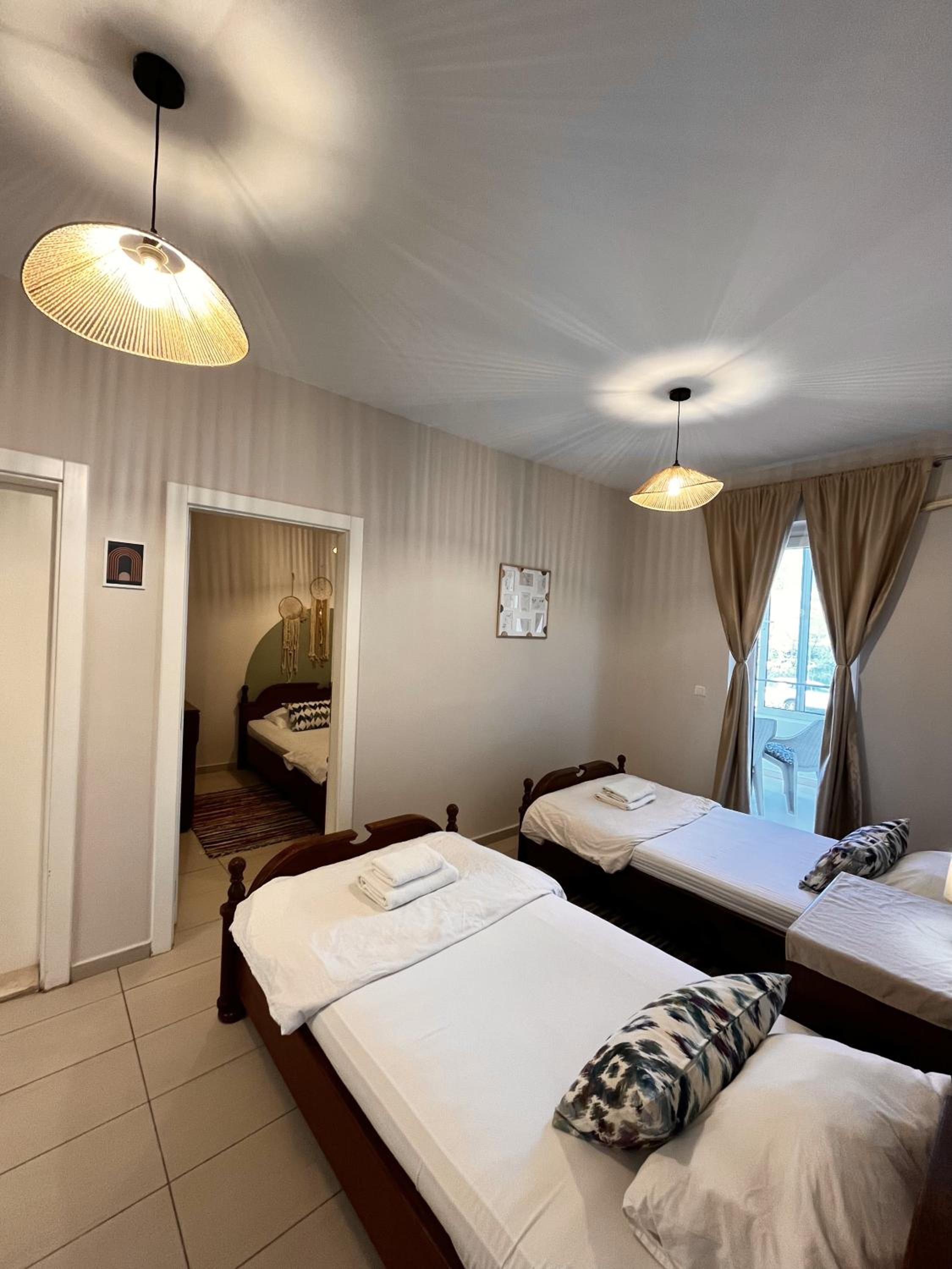 Two-Bedroom Apartment with Balcony - Photo 9