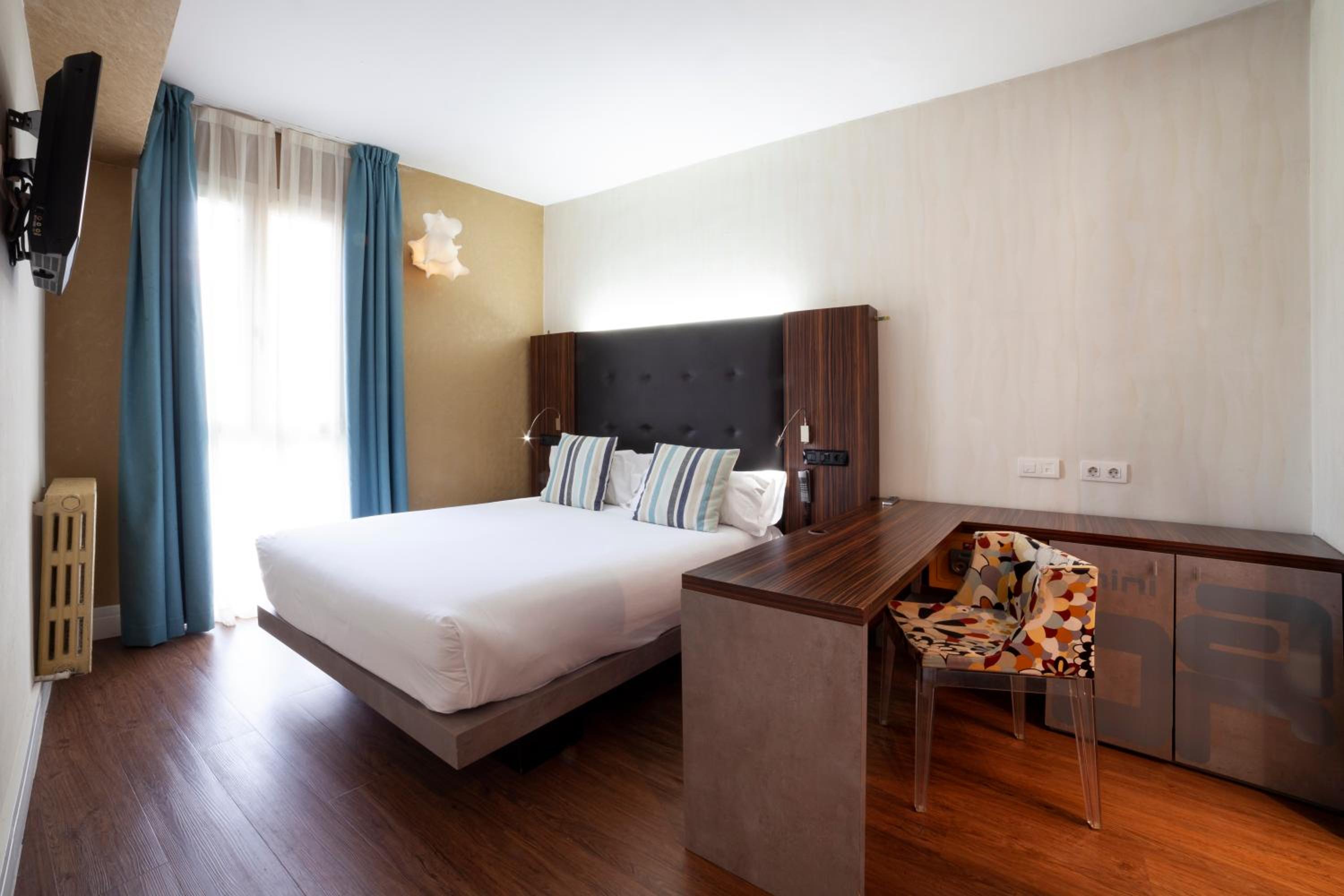 Double Room - Photo 1