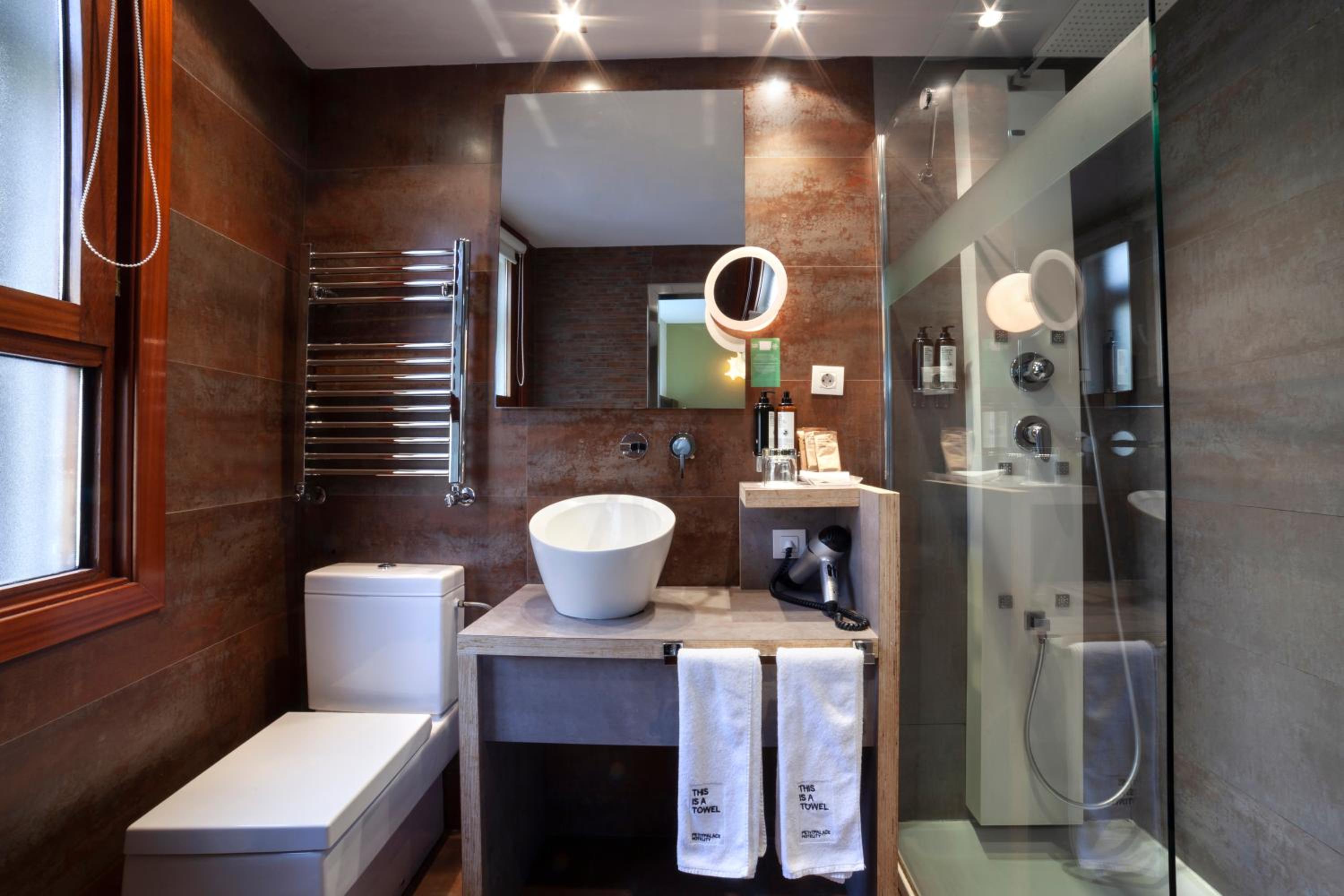 Double Room with Terrace and Sea View   - Photo 8