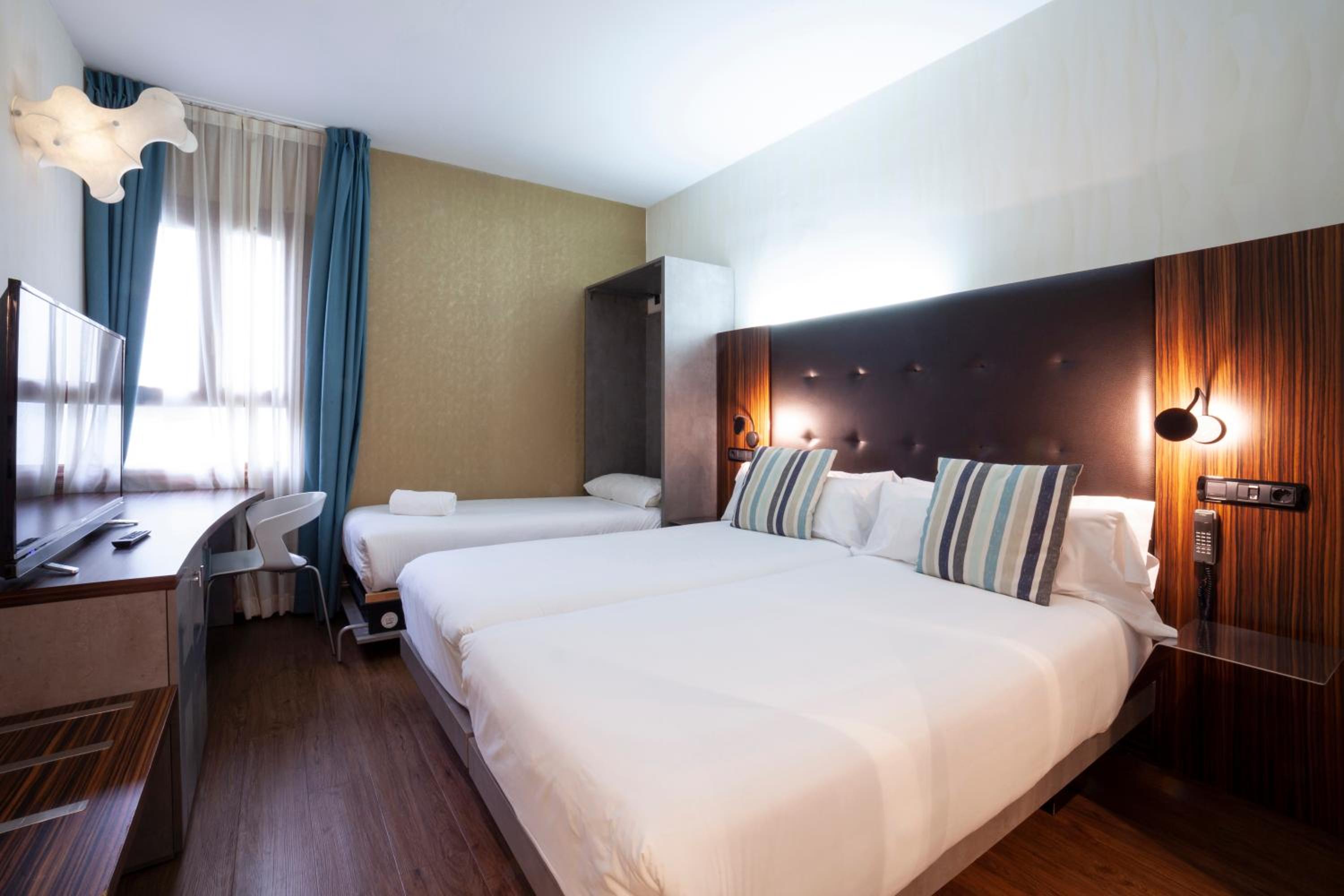 Triple Room - Photo 6