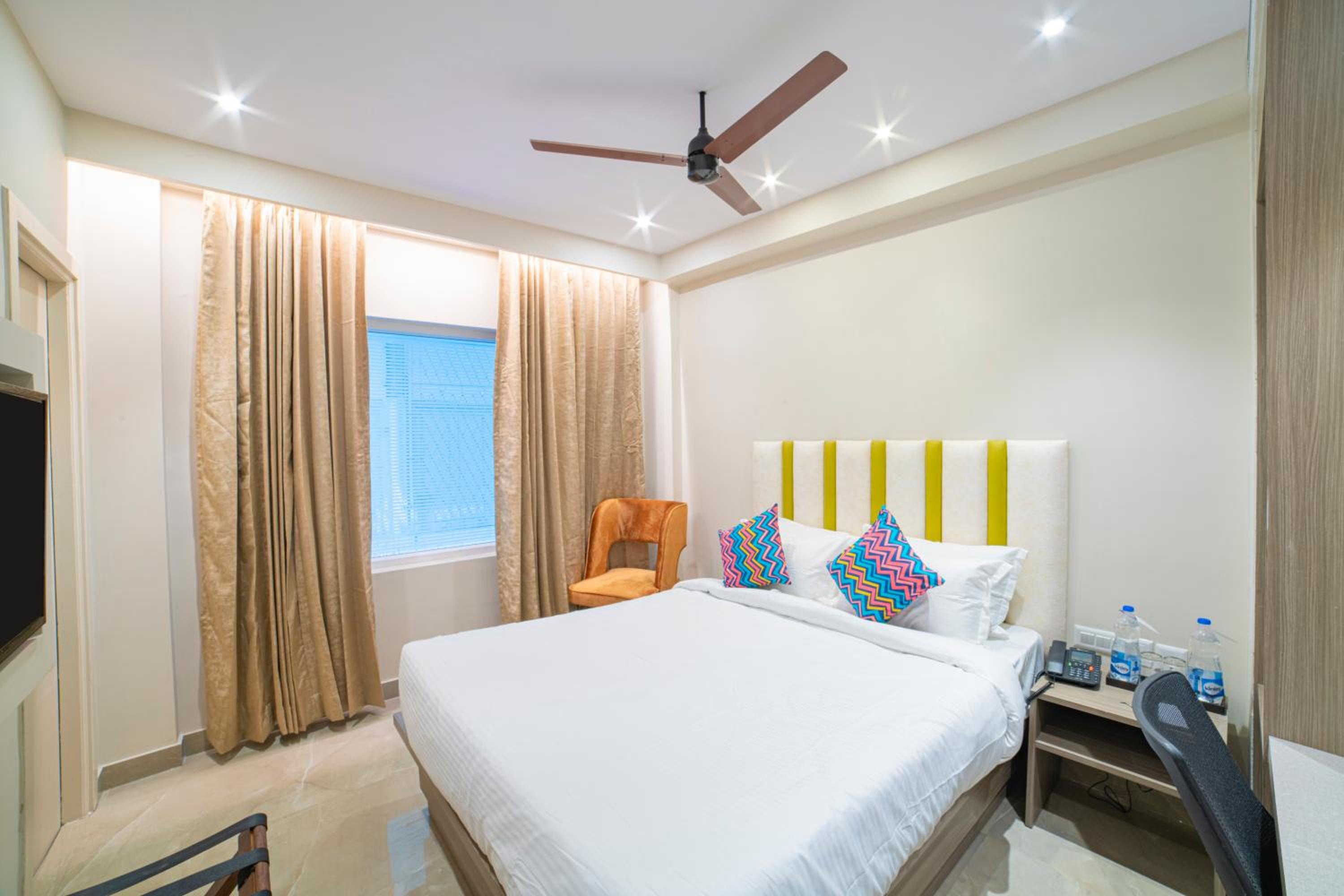 Deluxe Double Room photo 2