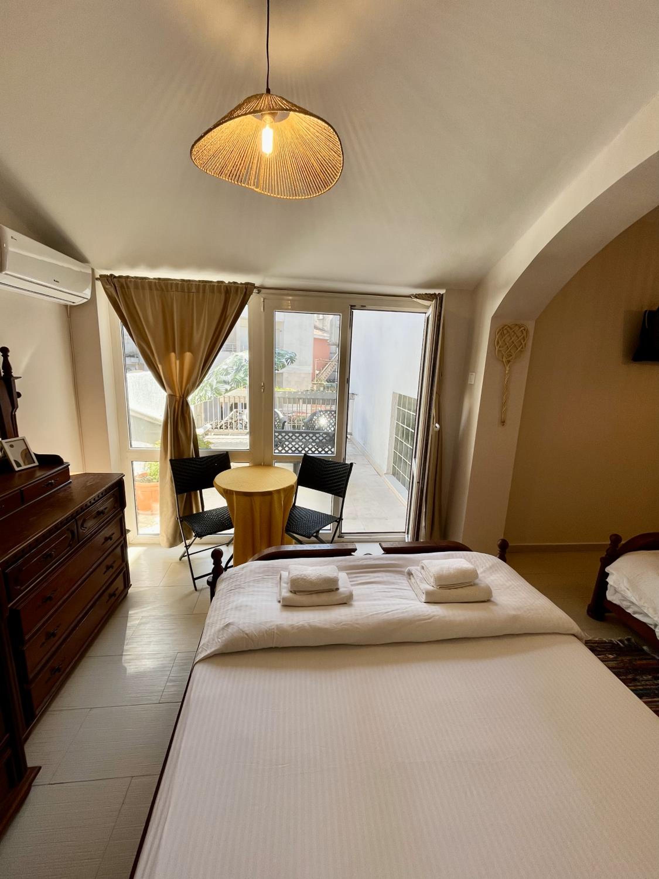 Deluxe Triple Studio with balcony - Photo 18