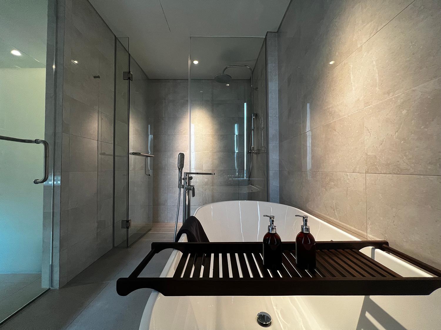 Three-Bedroom Suite - Photo 17