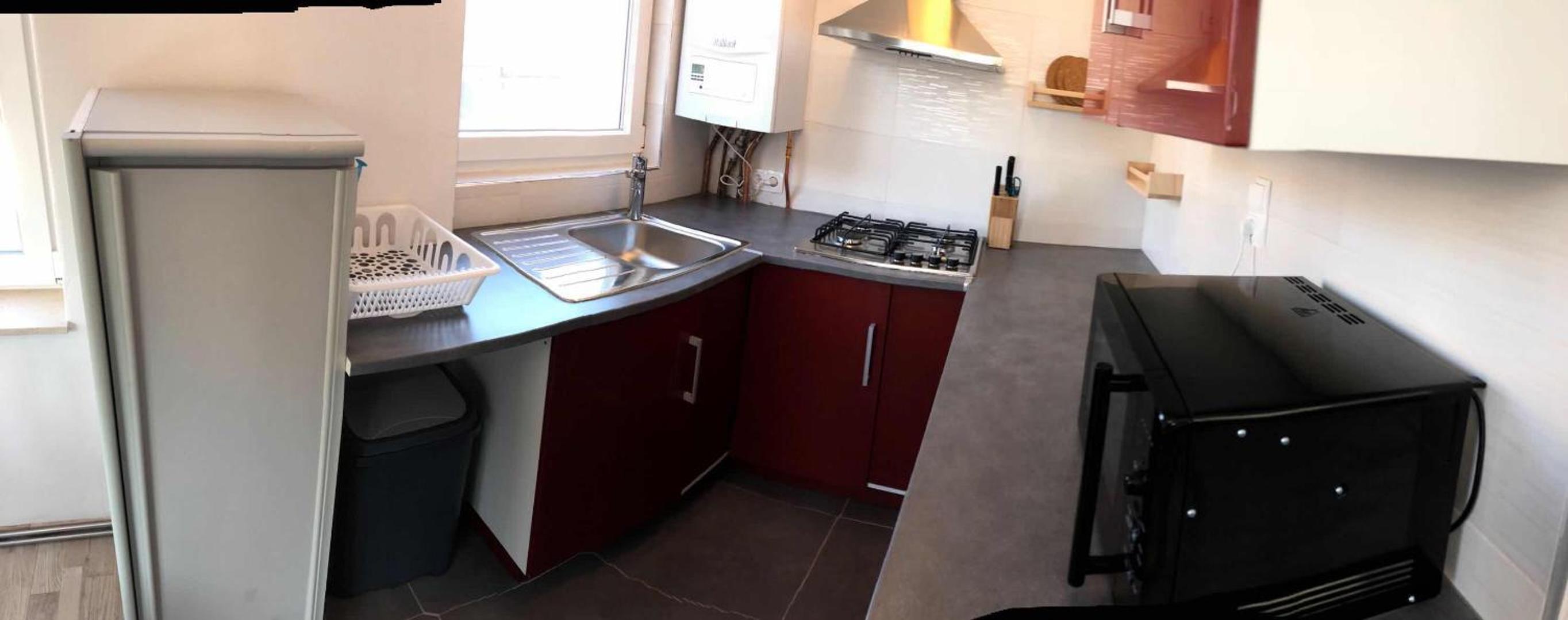Apartment with Sea View - Photo 7