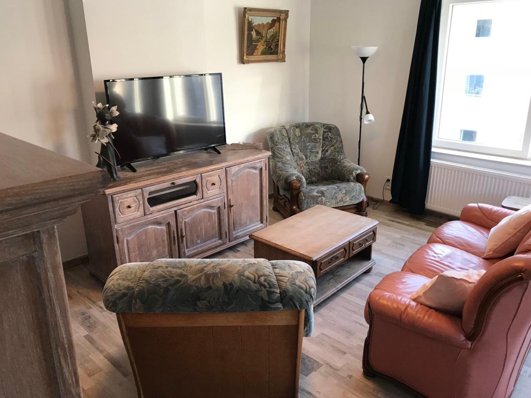 Apartment with Sea View - Photo 3