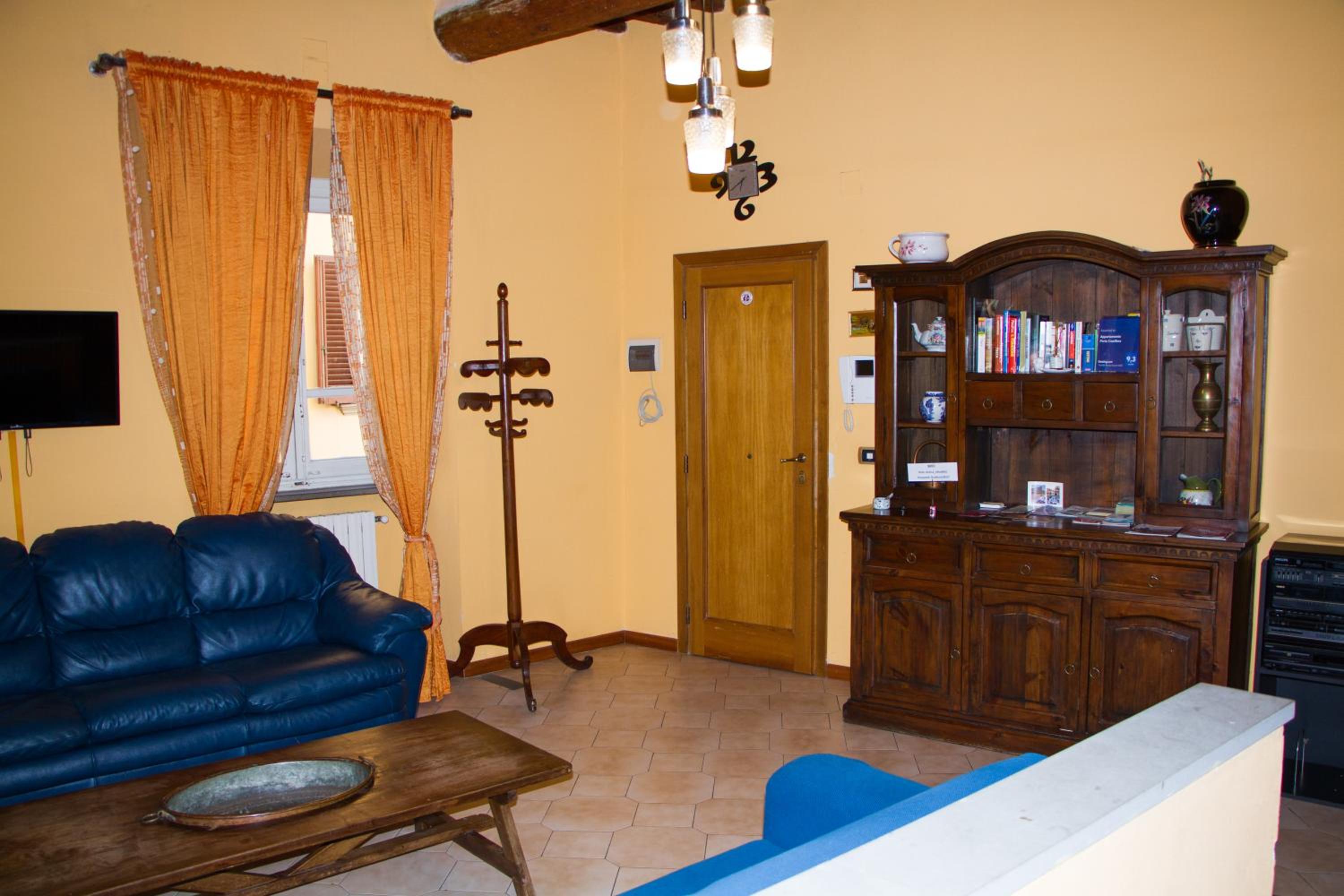 Two-Bedroom Apartment - Photo 23