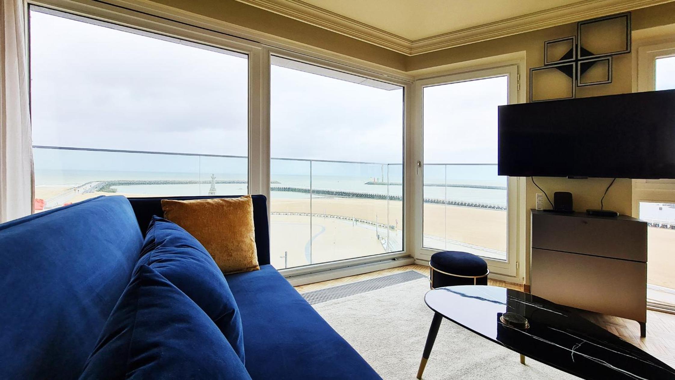 Apartment with Sea View photo 2