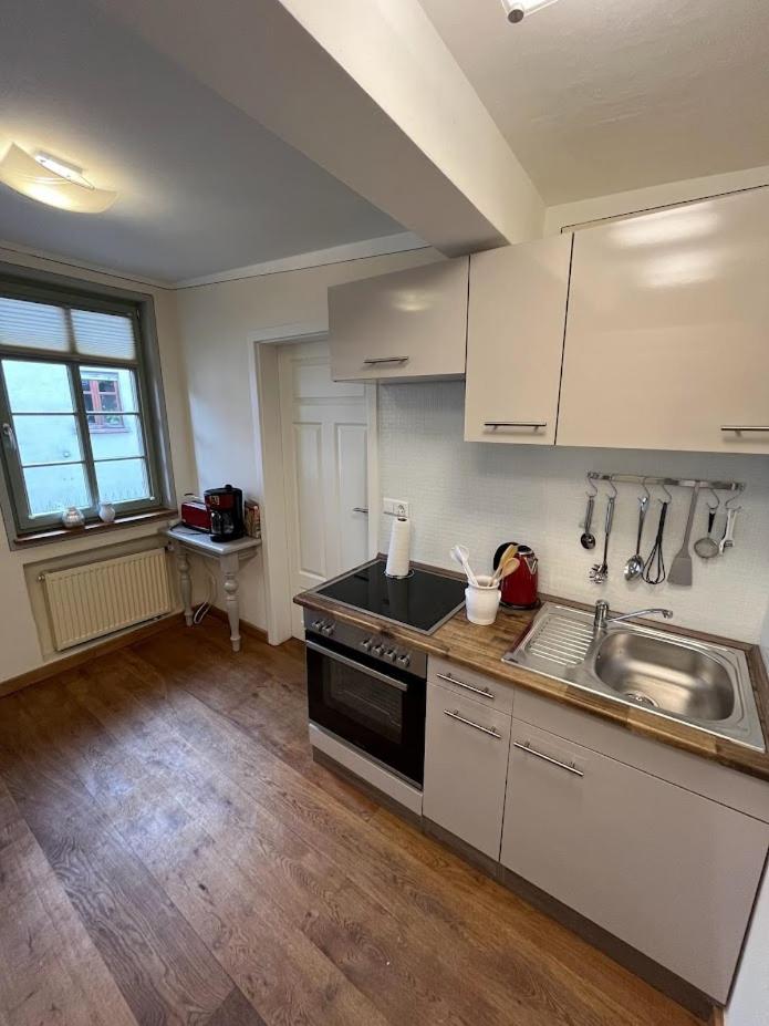 One-Bedroom Apartment photo 3